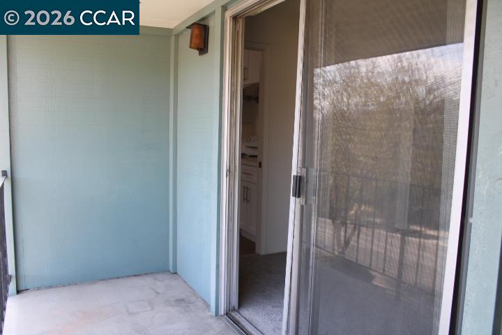 Detail Gallery Image 4 of 19 For 615 Lexington Ave #C,  El Cerrito,  CA 94530 - 2 Beds | 1 Baths