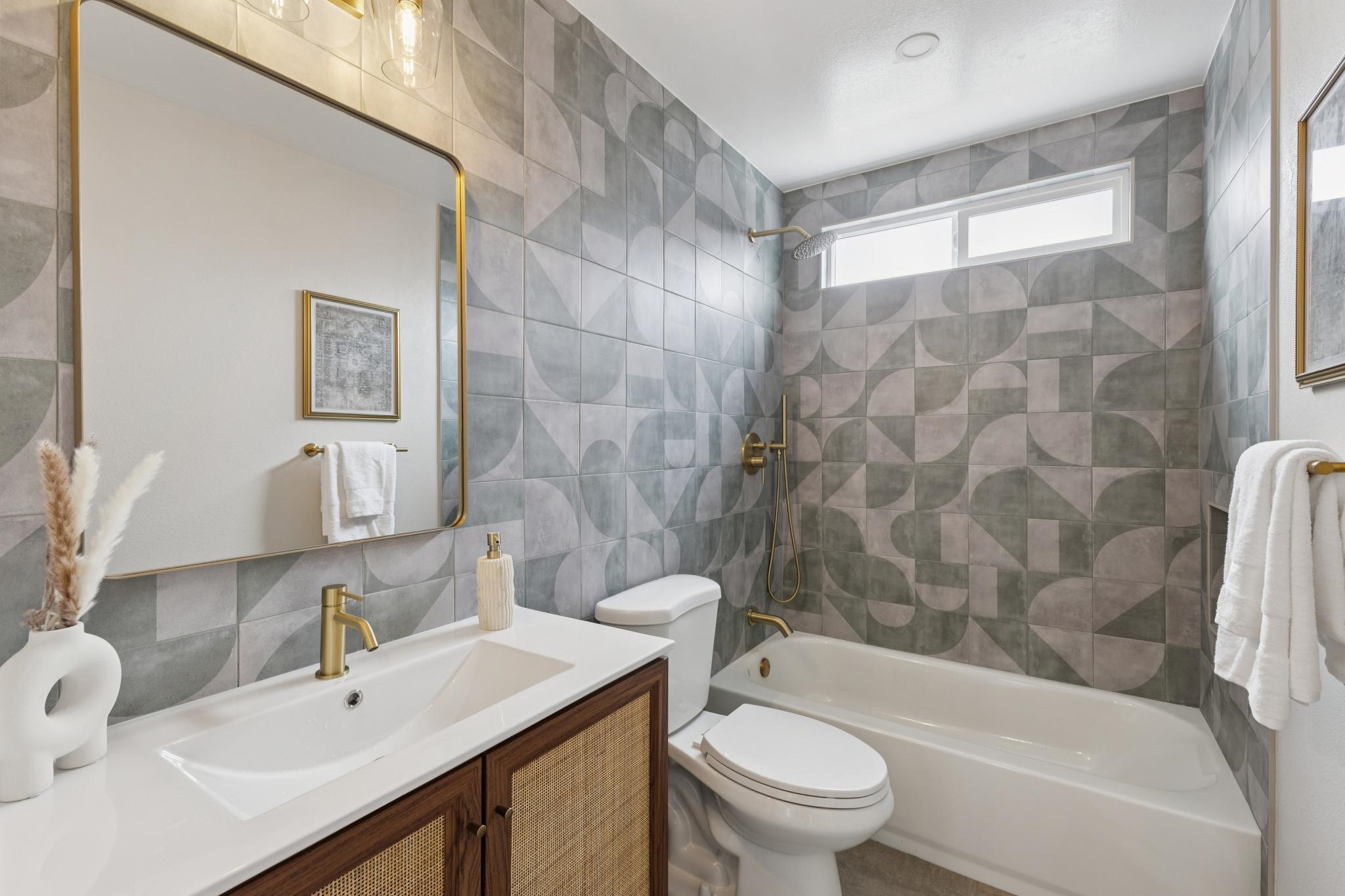 Detail Gallery Image 43 of 60 For 4316 Blondwood Ct, Union City,  CA 94587 - 3 Beds | 2 Baths