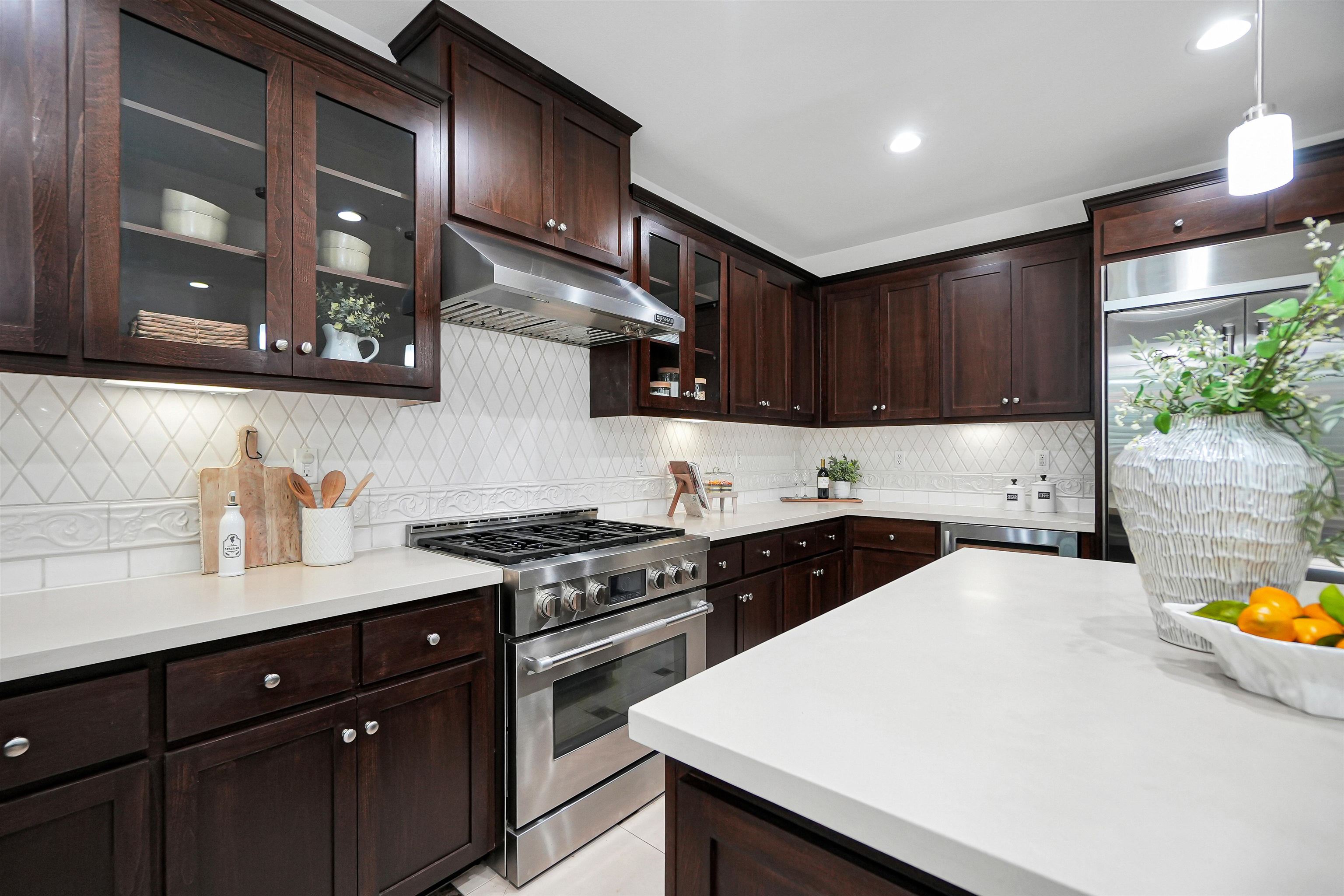 Detail Gallery Image 18 of 60 For 671 West Questa Trail, Mountain House,  CA 95391 - 4 Beds | 3/1 Baths