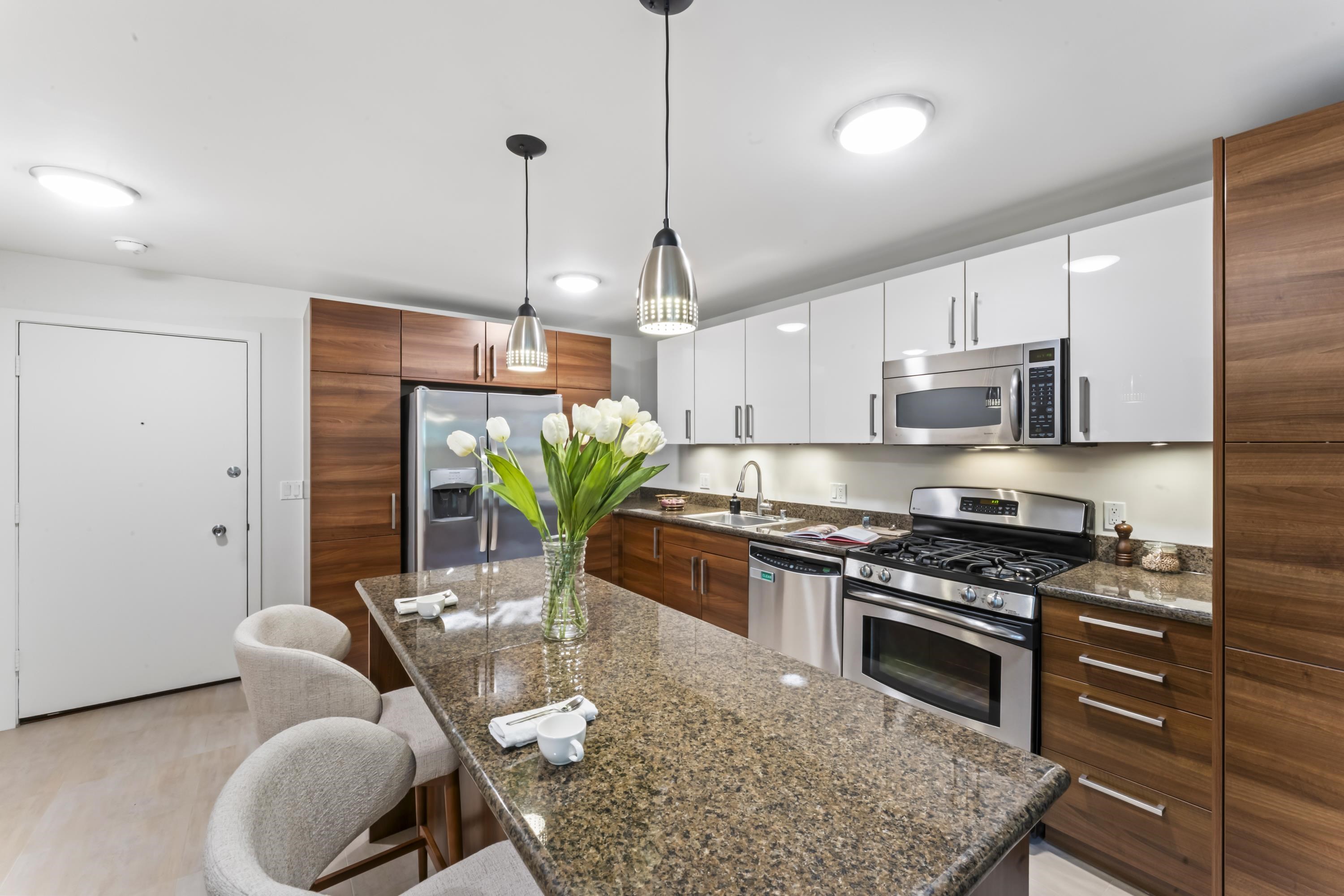 Photo #3: 41121777 Listing: Photo #3