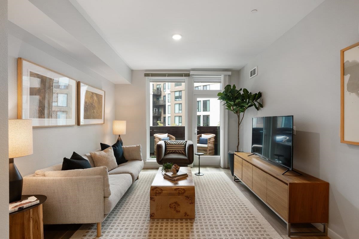 Photo #1: 41121780 Listing: Photo #1