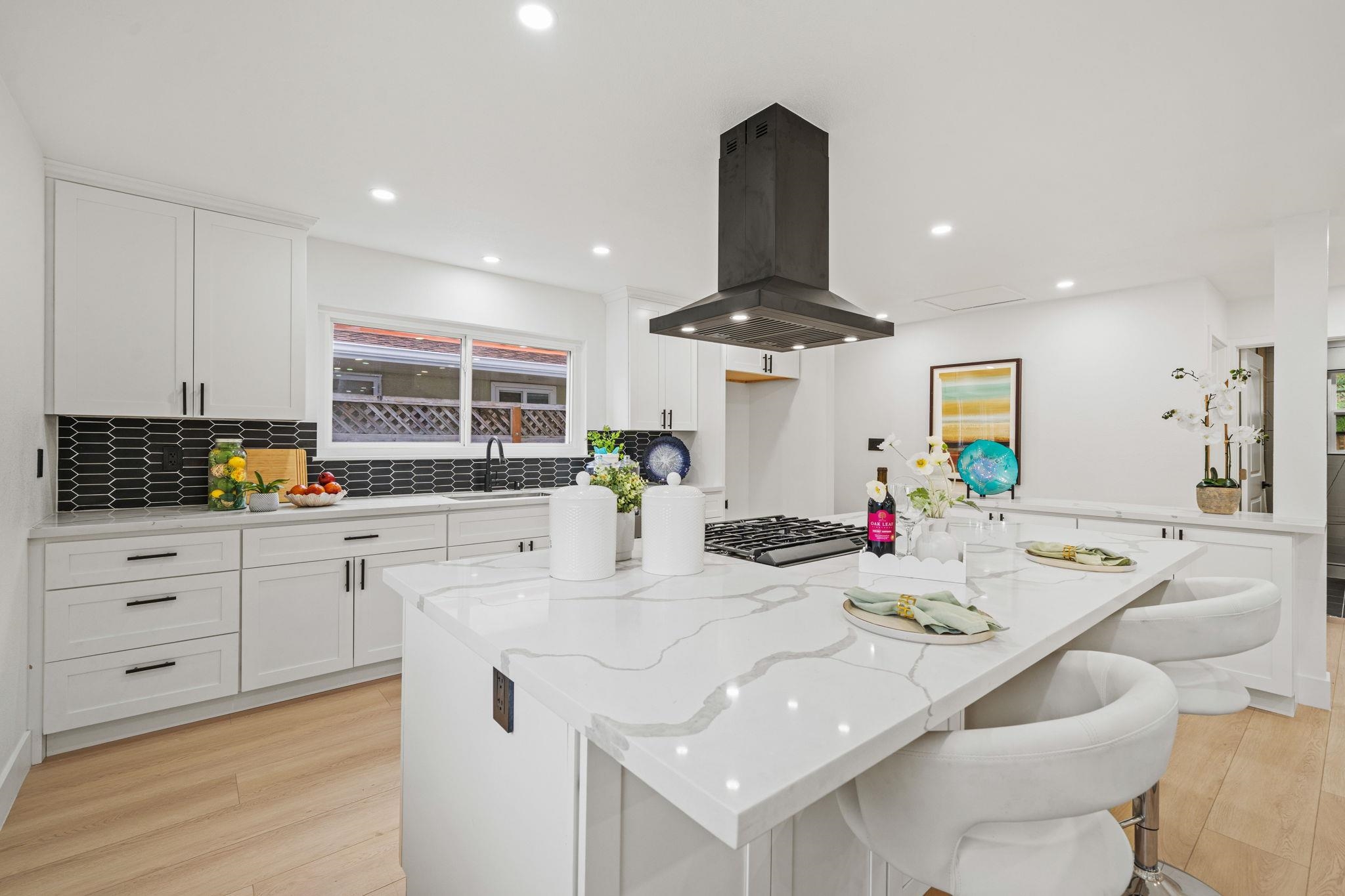 Detail Gallery Image 13 of 27 For 5084 Seaview Ave, Castro Valley,  CA 94546 - 3 Beds | 2 Baths