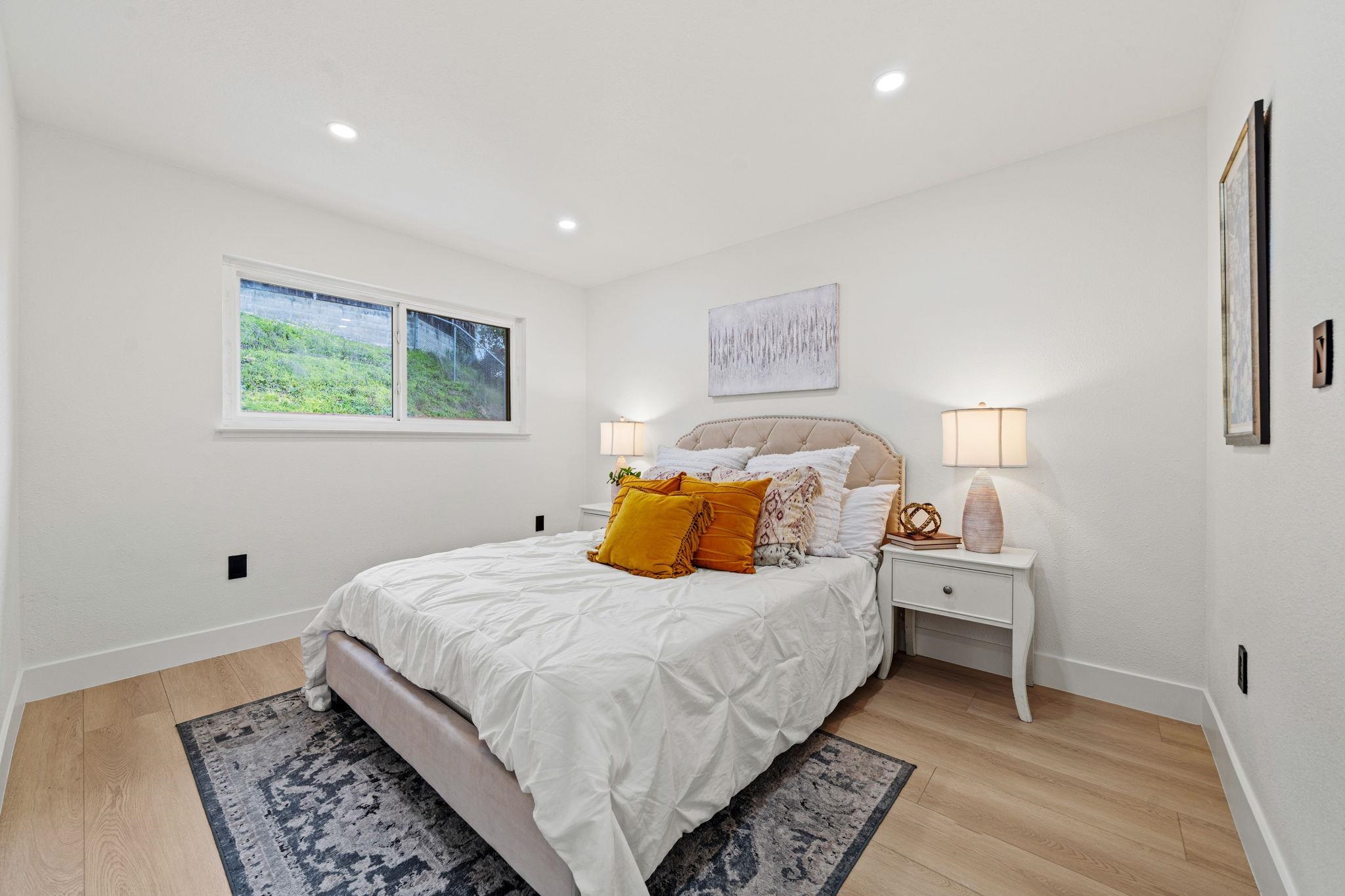 Detail Gallery Image 19 of 27 For 5084 Seaview Ave, Castro Valley,  CA 94546 - 3 Beds | 2 Baths