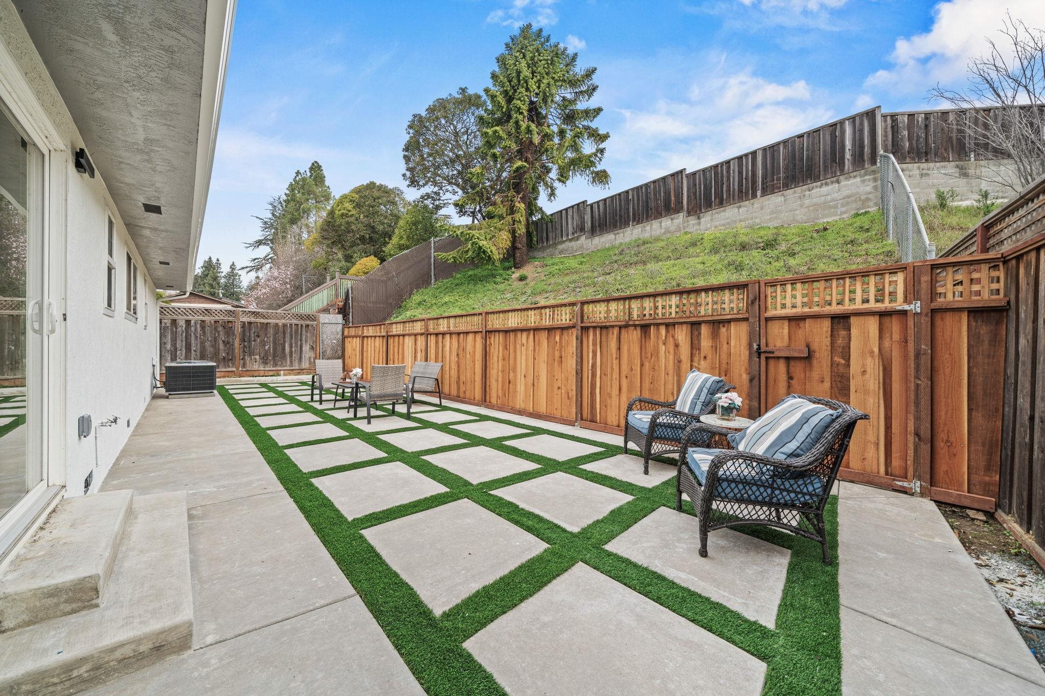 Detail Gallery Image 25 of 27 For 5084 Seaview Ave, Castro Valley,  CA 94546 - 3 Beds | 2 Baths