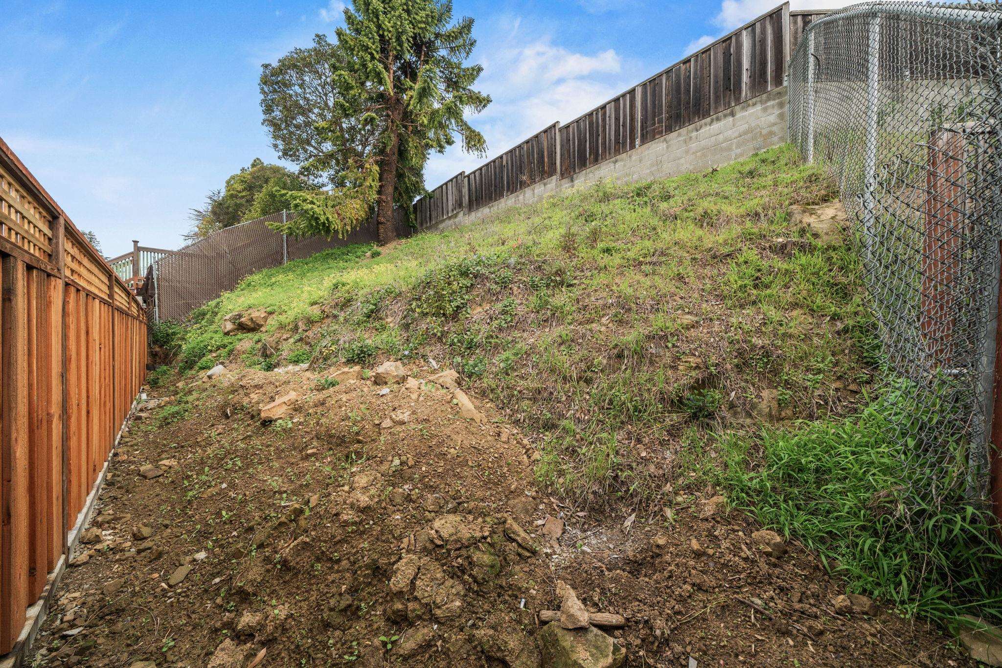 Detail Gallery Image 27 of 27 For 5084 Seaview Ave, Castro Valley,  CA 94546 - 3 Beds | 2 Baths