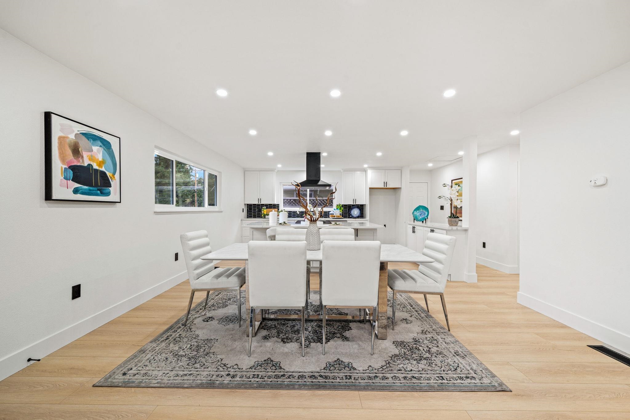 Detail Gallery Image 9 of 27 For 5084 Seaview Ave, Castro Valley,  CA 94546 - 3 Beds | 2 Baths