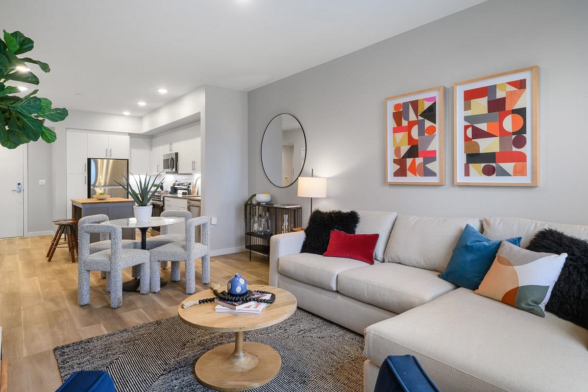 Photo #4: 41121784 Listing: Photo #4