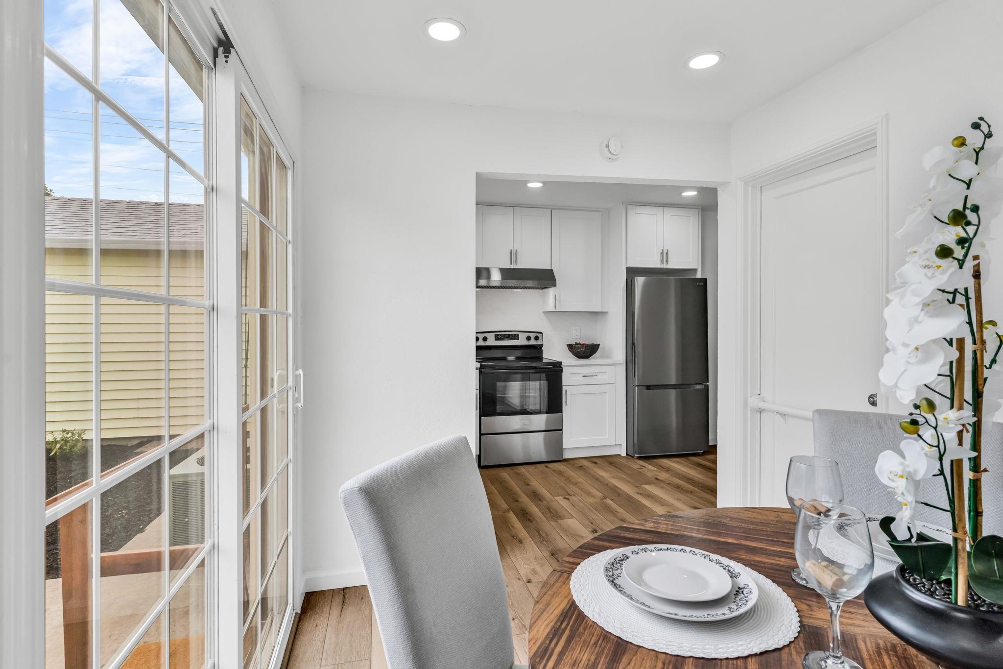 Detail Gallery Image 13 of 33 For 175 Clyde St, Pittsburg,  CA 94565 - 3 Beds | 1/1 Baths