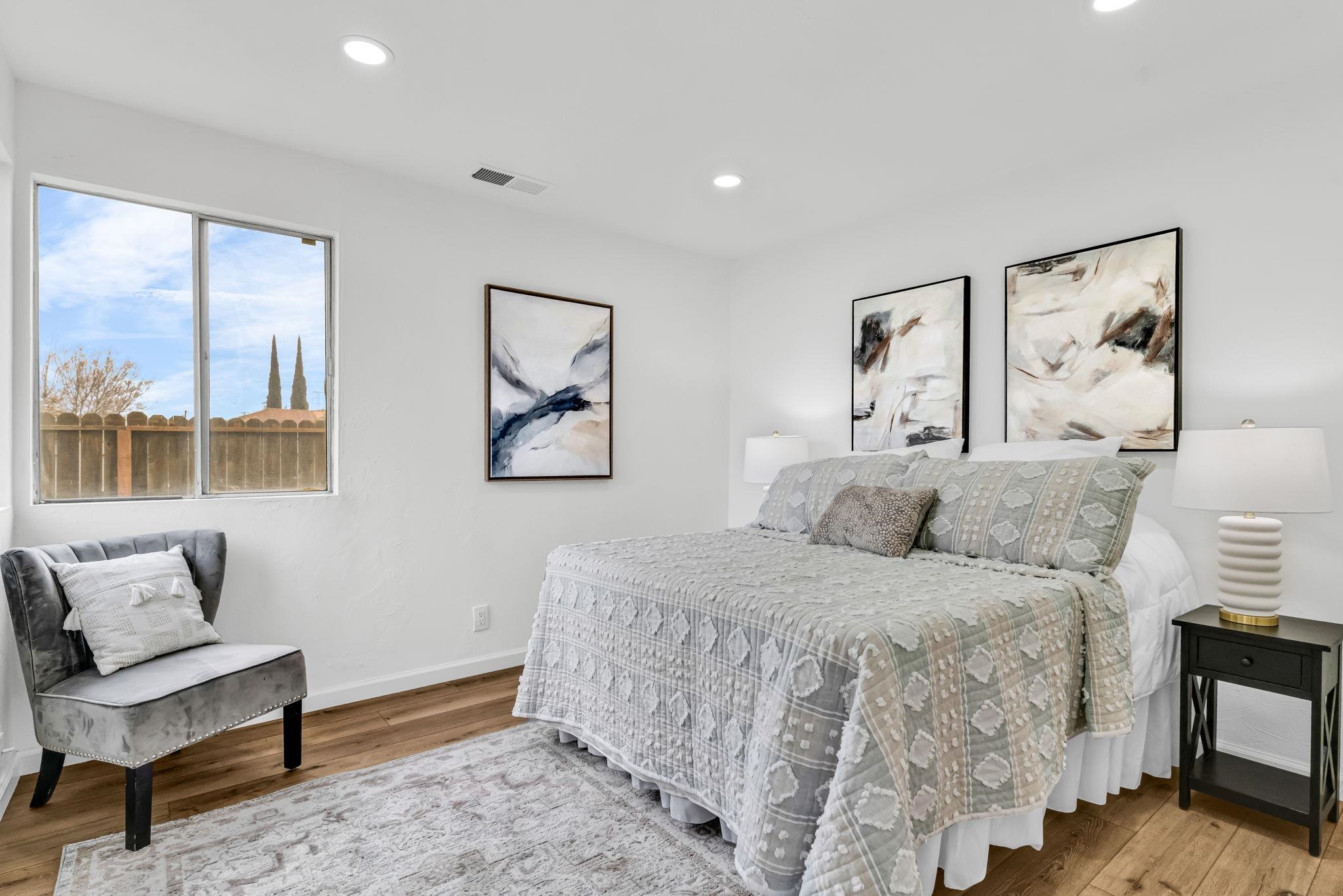 Detail Gallery Image 15 of 33 For 175 Clyde St, Pittsburg,  CA 94565 - 3 Beds | 1/1 Baths