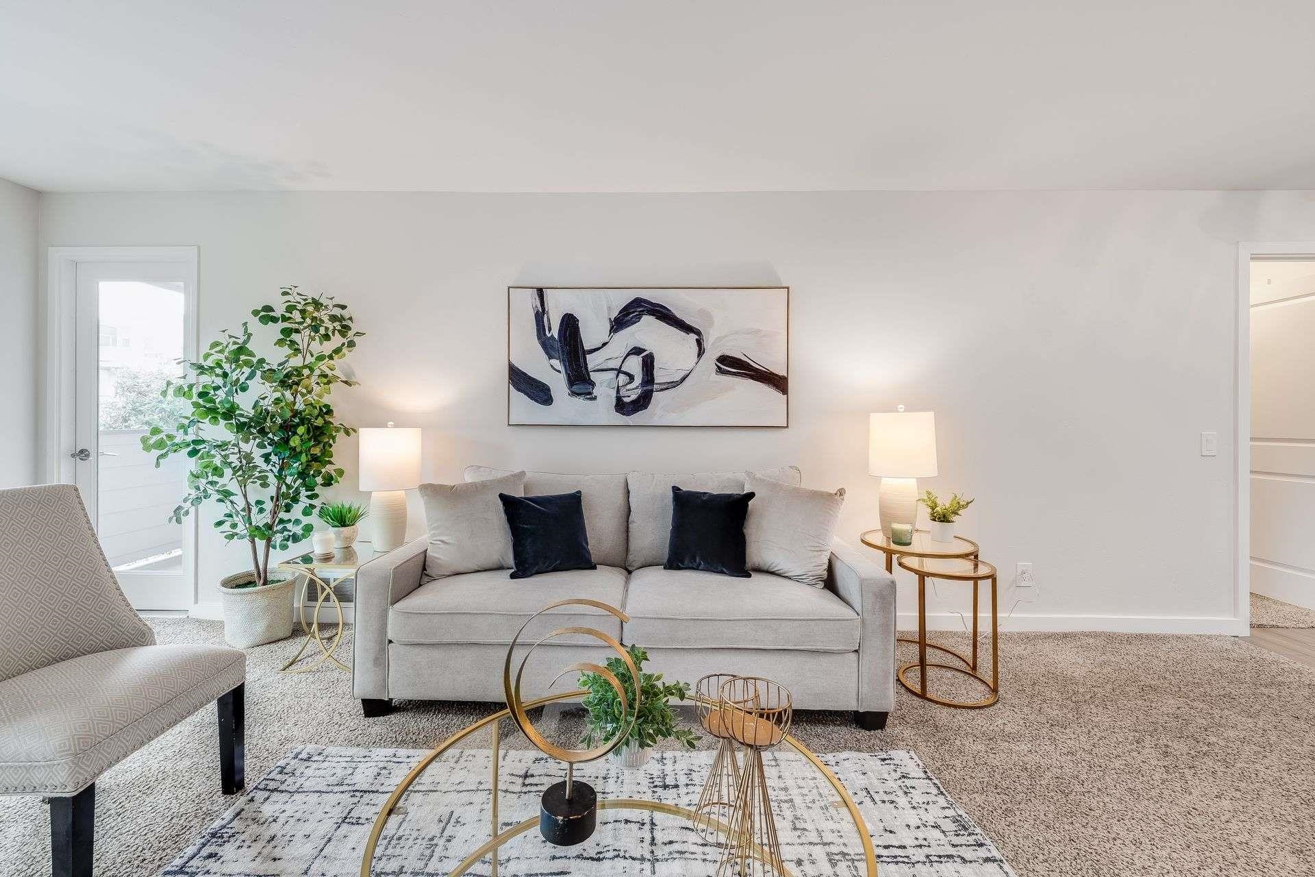 Detail Gallery Image 7 of 42 For 6400 Christie Ave #2215,  Emeryville,  CA 94608 - 2 Beds | 2 Baths