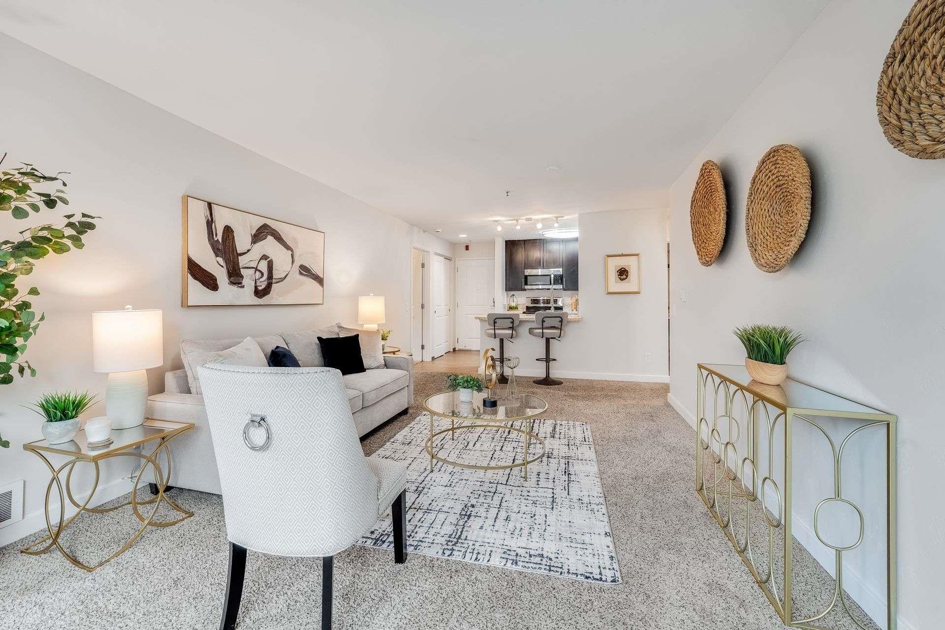 Detail Gallery Image 8 of 42 For 6400 Christie Ave #2215,  Emeryville,  CA 94608 - 2 Beds | 2 Baths