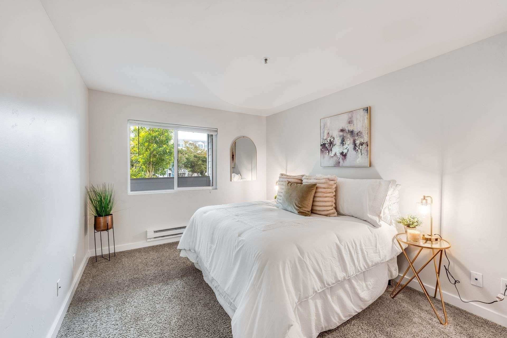 Detail Gallery Image 12 of 42 For 6400 Christie Ave #2215,  Emeryville,  CA 94608 - 2 Beds | 2 Baths