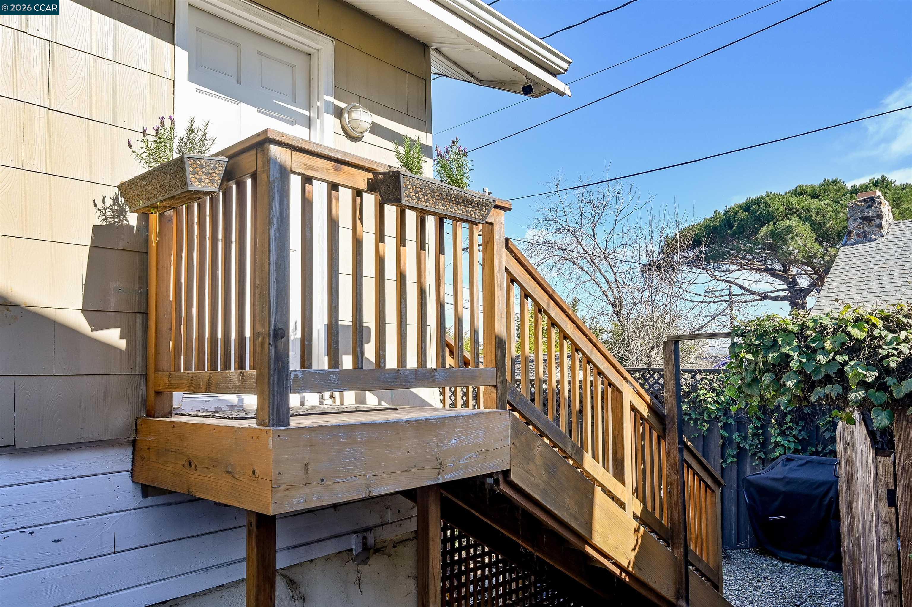 Detail Gallery Image 22 of 27 For 204 Alameda St, Vallejo,  CA 94590-6225 - 2 Beds | 1 Baths