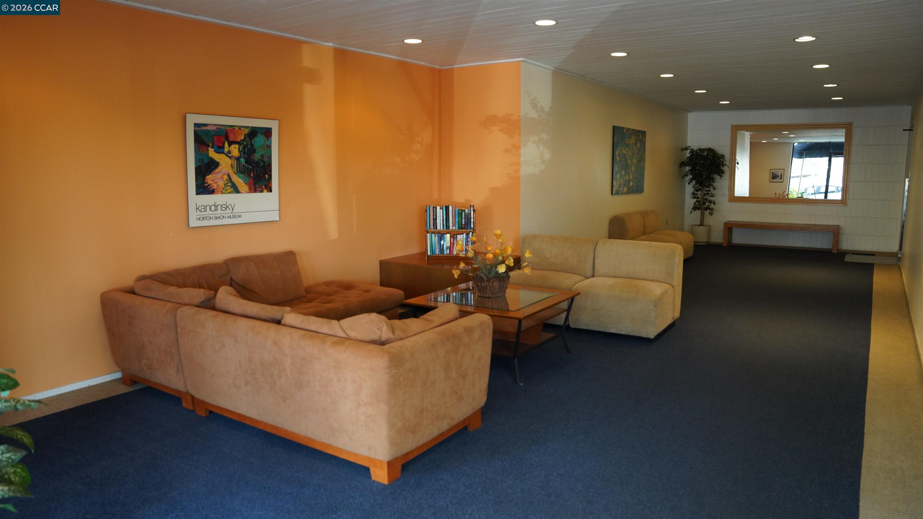 Photo #3: 41121797 Listing: Photo #3