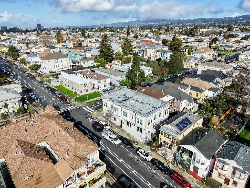 Detail Gallery Image 14 of 24 For 1504 13th Ave, Oakland,  CA 94606 - – Beds | – Baths