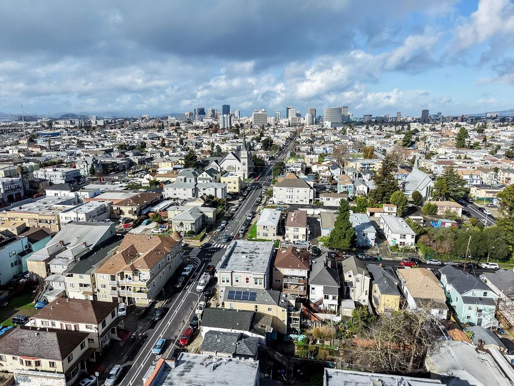 Detail Gallery Image 16 of 24 For 1504 13th Ave, Oakland,  CA 94606 - – Beds | – Baths