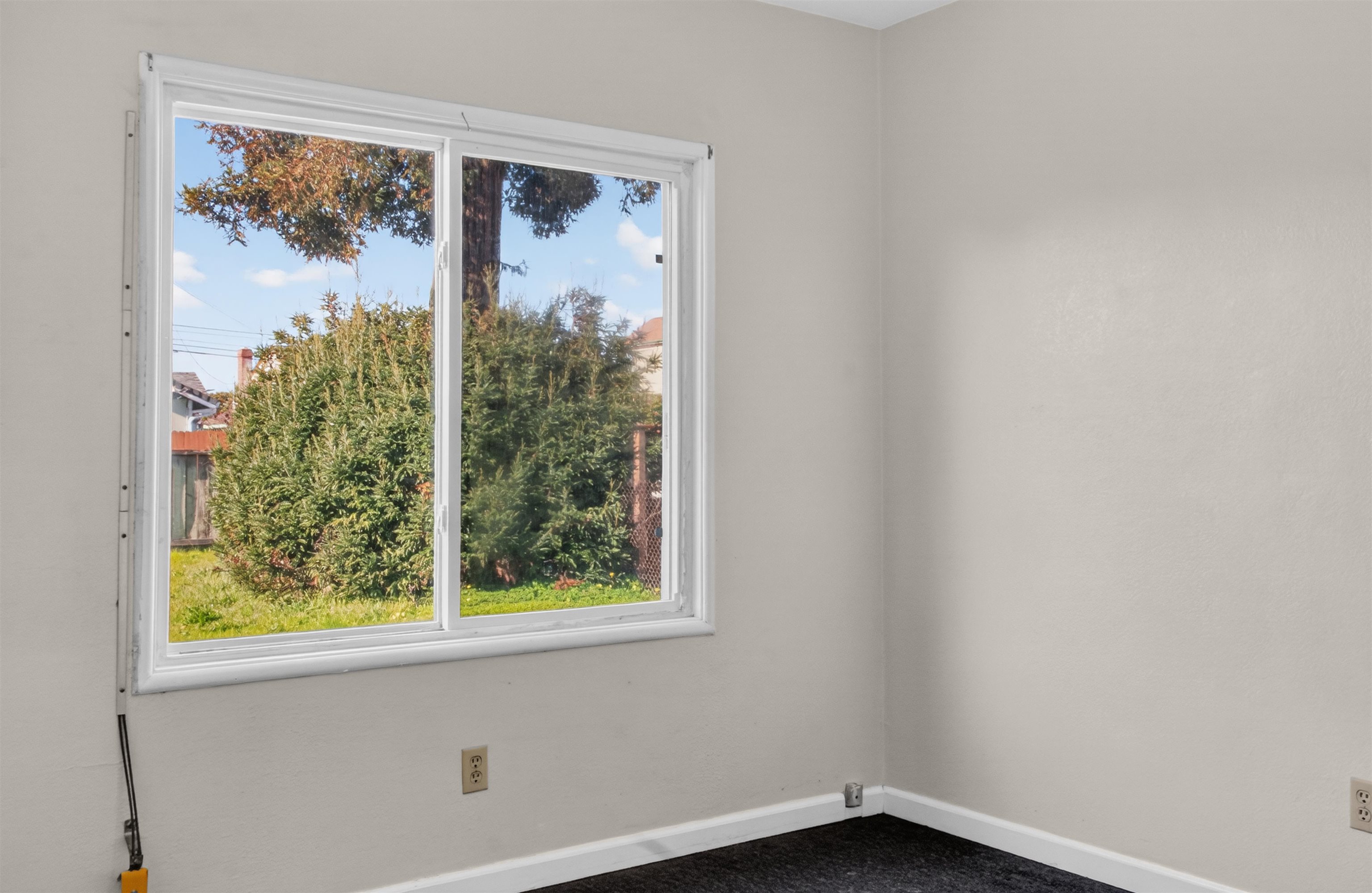 Detail Gallery Image 10 of 18 For 249 S 13th St, Richmond,  CA 94804 - 2 Beds | 1 Baths