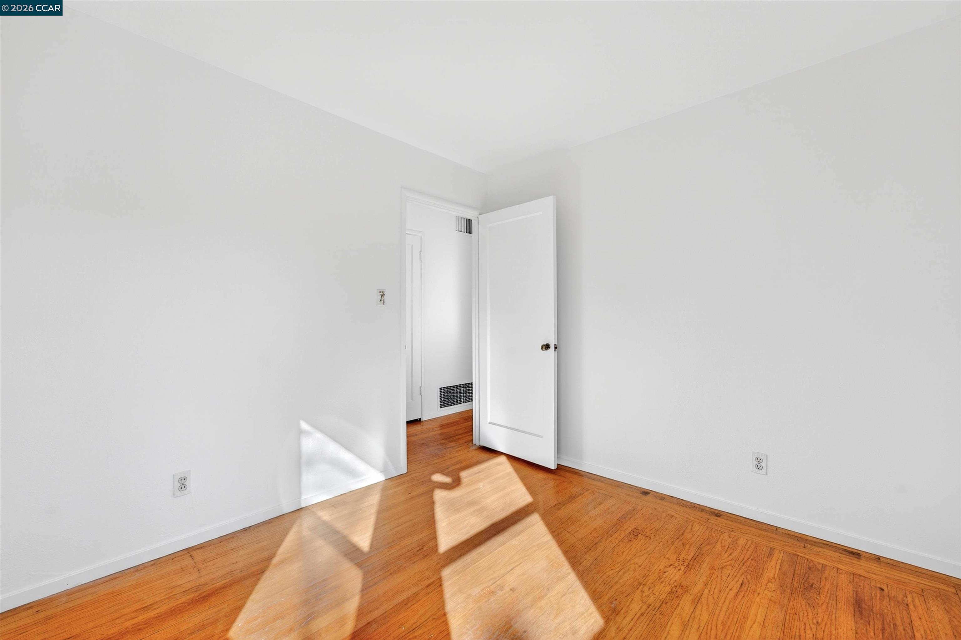 Detail Gallery Image 15 of 28 For 133 Sylvan Rd, Walnut Creek,  CA 94596 - 3 Beds | 1 Baths