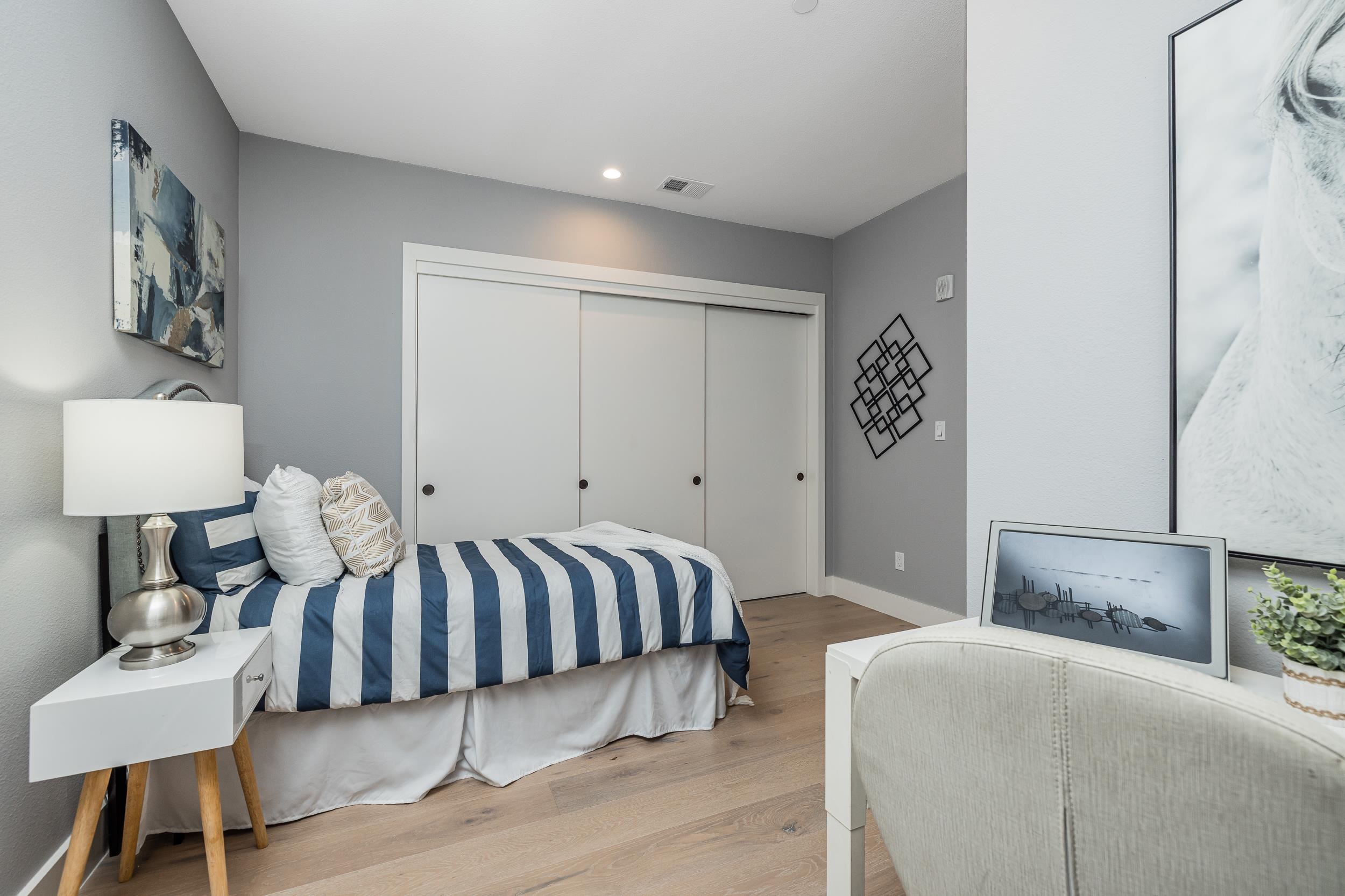 Detail Gallery Image 12 of 32 For 520 El Camino Real #309,  San Carlos,  CA 94070 - 3 Beds | 2 Baths