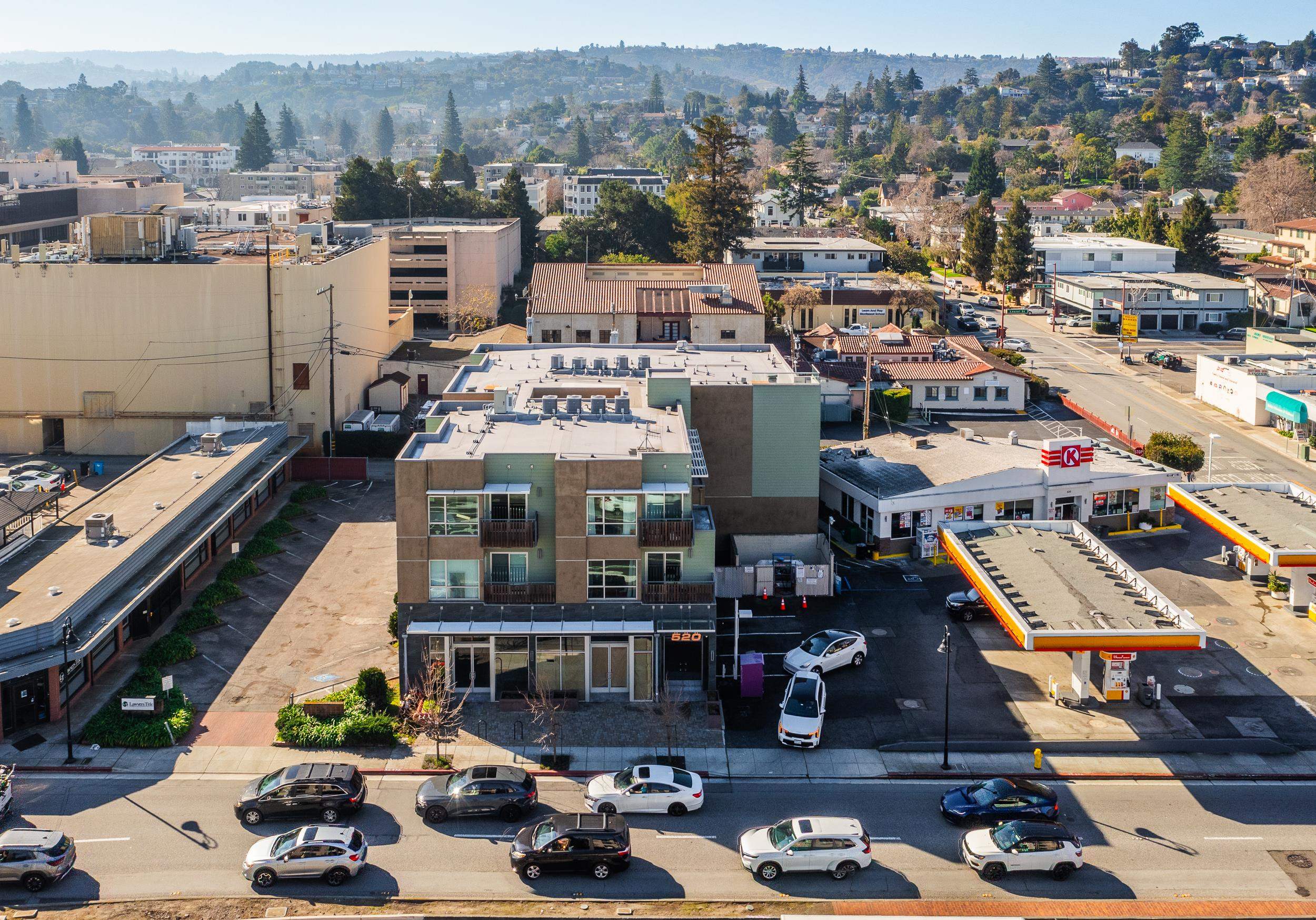 Detail Gallery Image 31 of 32 For 520 El Camino Real #309,  San Carlos,  CA 94070 - 3 Beds | 2 Baths