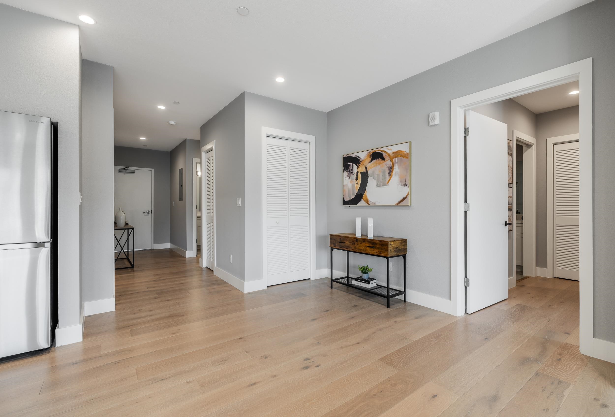 Detail Gallery Image 7 of 32 For 520 El Camino Real #309,  San Carlos,  CA 94070 - 3 Beds | 2 Baths