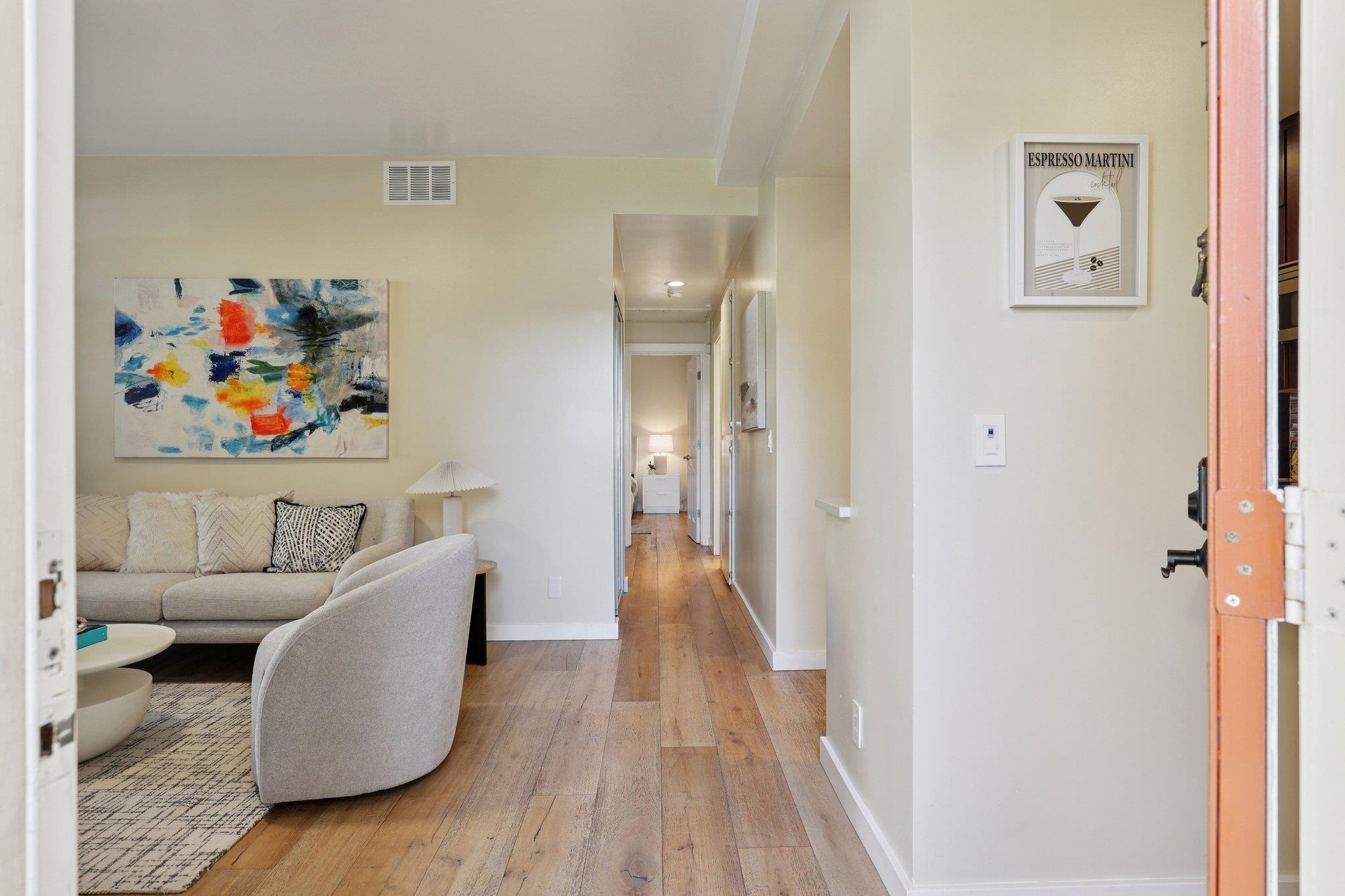 Photo #3: 41121811 Listing: Photo #3