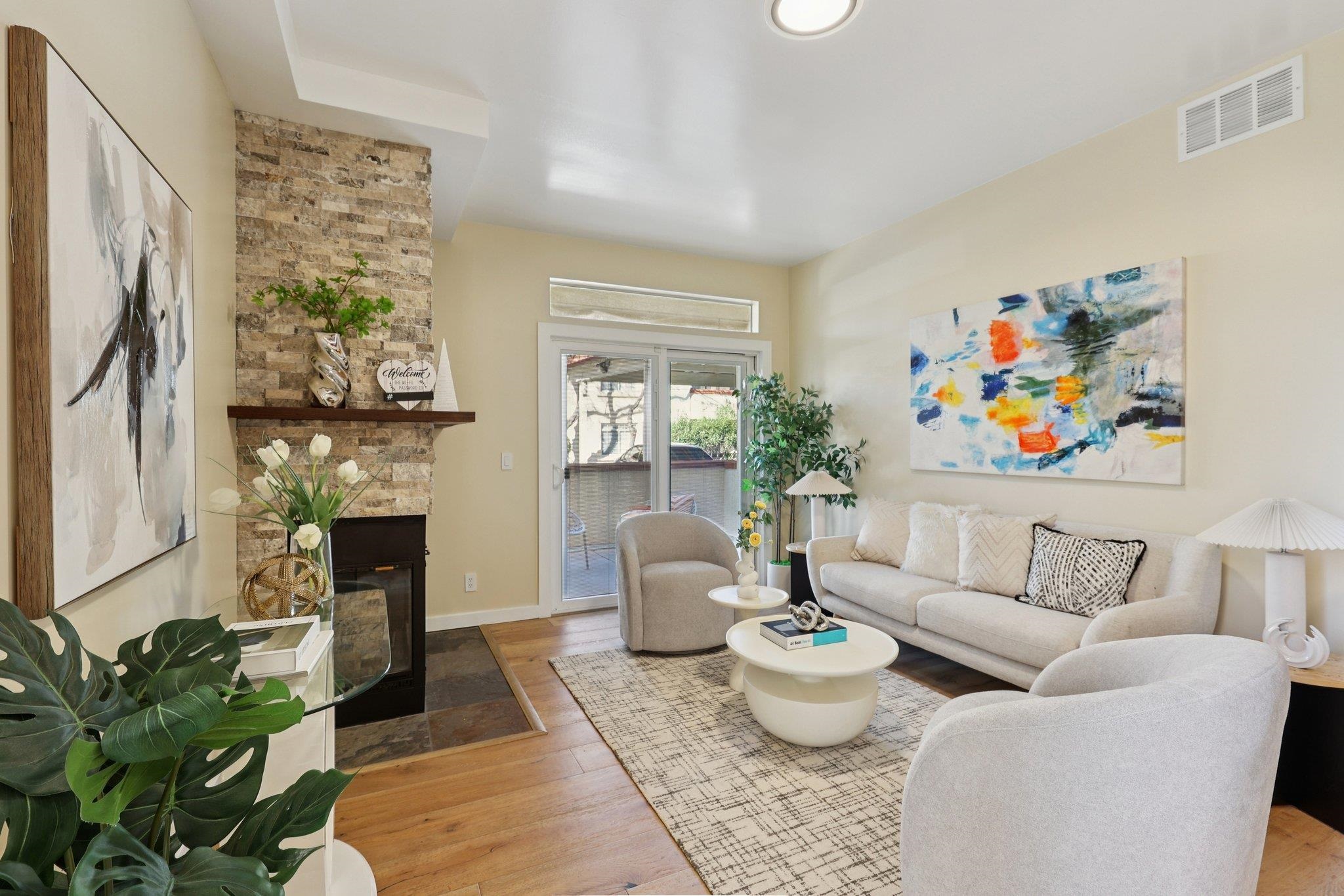 Photo #4: 41121811 Listing: Photo #4