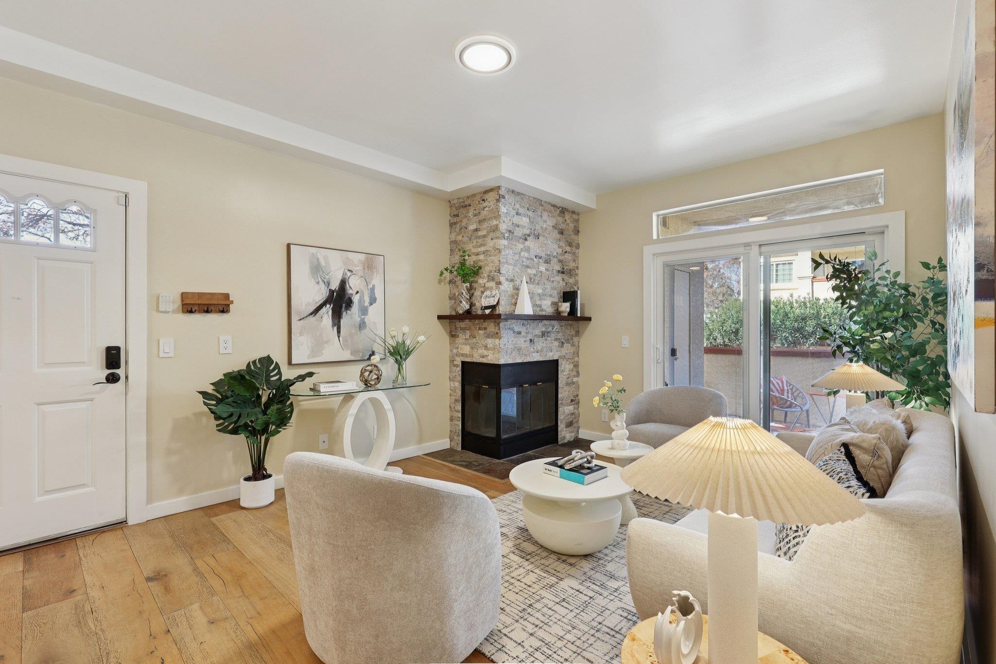 Photo #5: 41121811 Listing: Photo #5