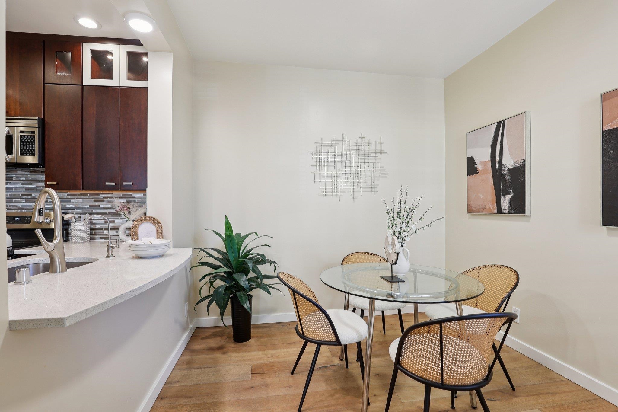 Photo #8: 41121811 Listing: Photo #8