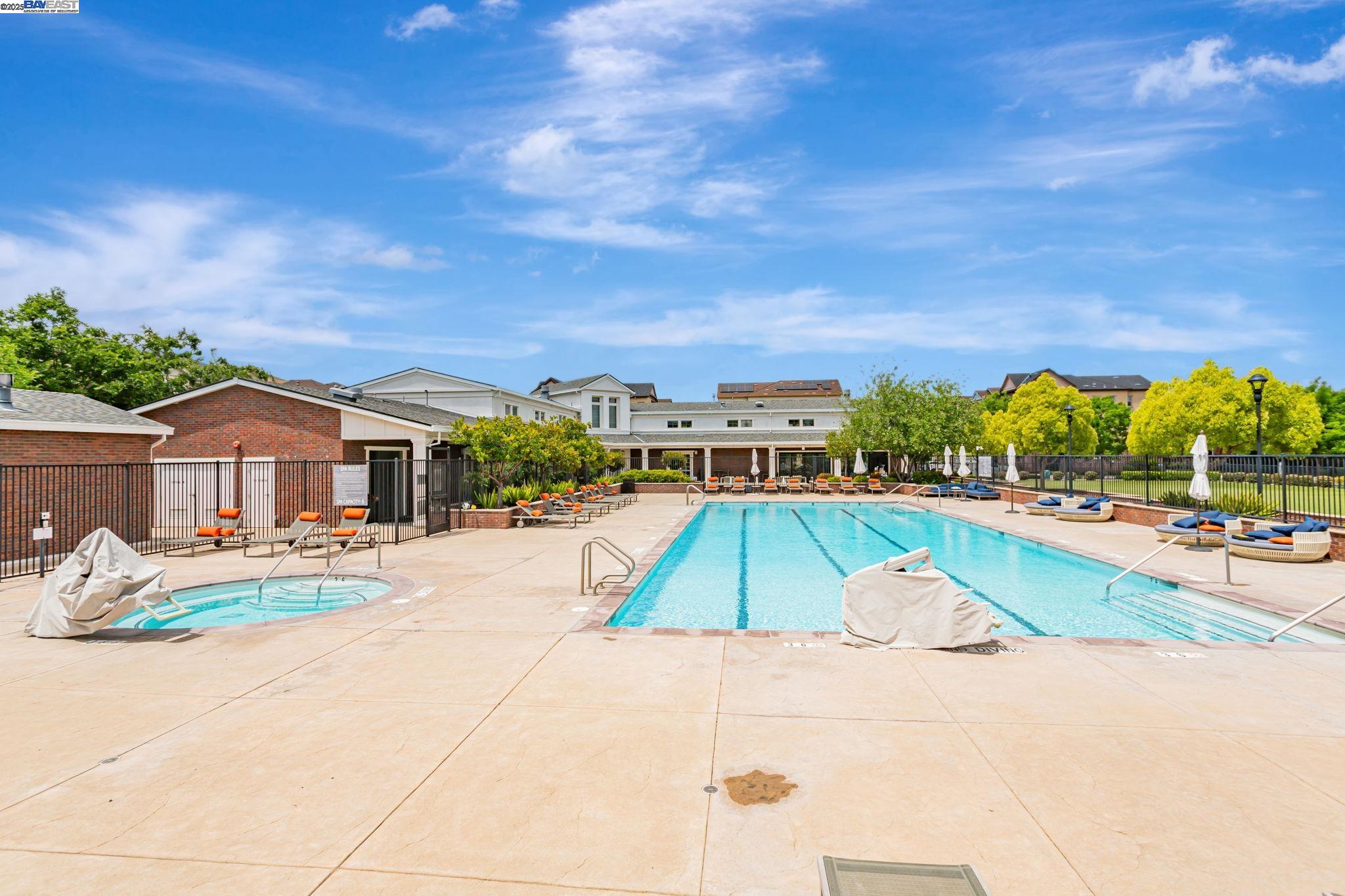 Detail Gallery Image 40 of 44 For 1380 Brookline Loop, Pleasanton,  CA 94566 - 3 Beds | 2/2 Baths