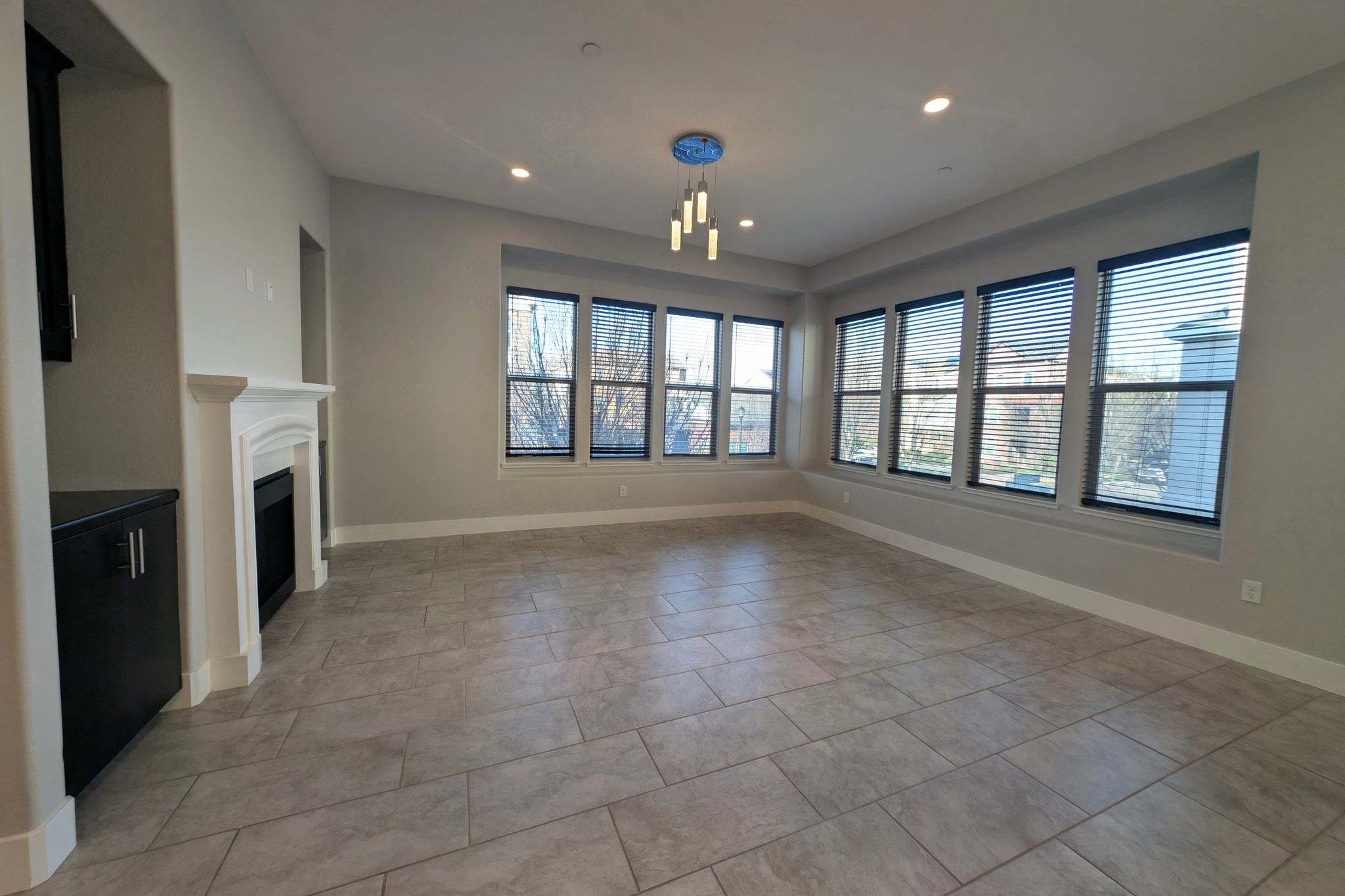 Detail Gallery Image 7 of 44 For 1380 Brookline Loop, Pleasanton,  CA 94566 - 3 Beds | 2/2 Baths