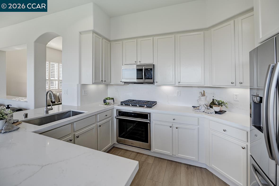 Photo #4: 41121813 Listing: Photo #4