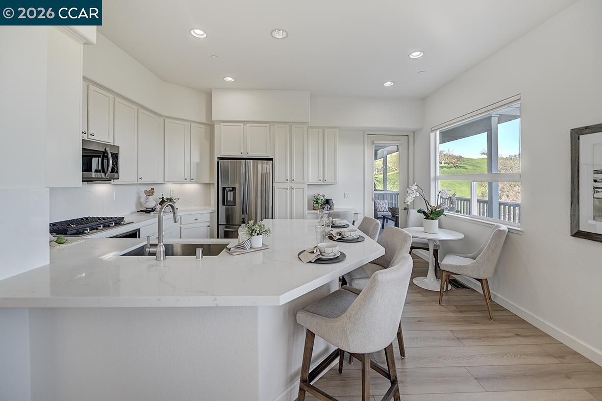 Photo #8: 41121813 Listing: Photo #8