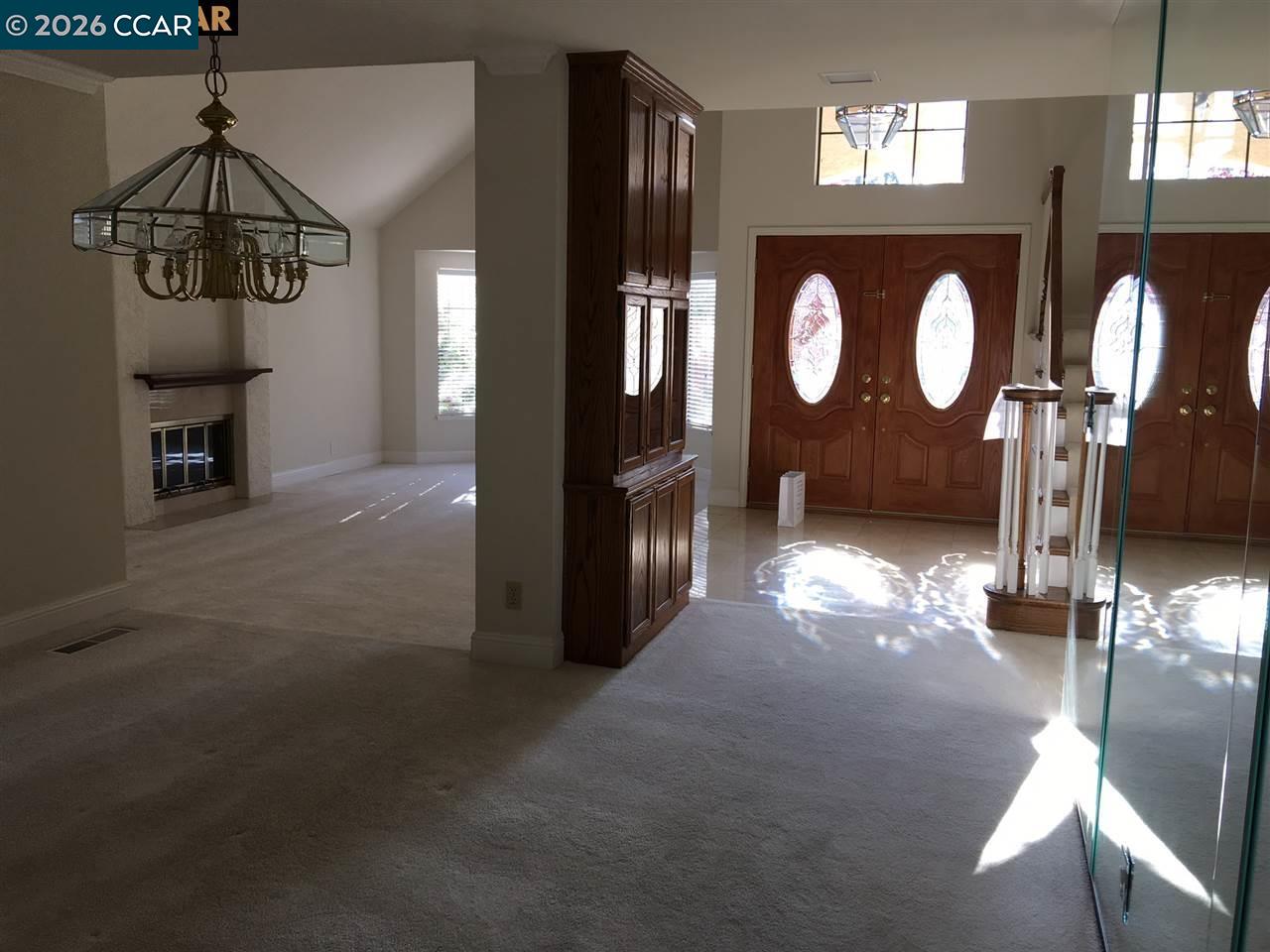 Detail Gallery Image 2 of 15 For 13 Deer Meadow Ct, Danville,  CA 94506 - 4 Beds | 2/1 Baths