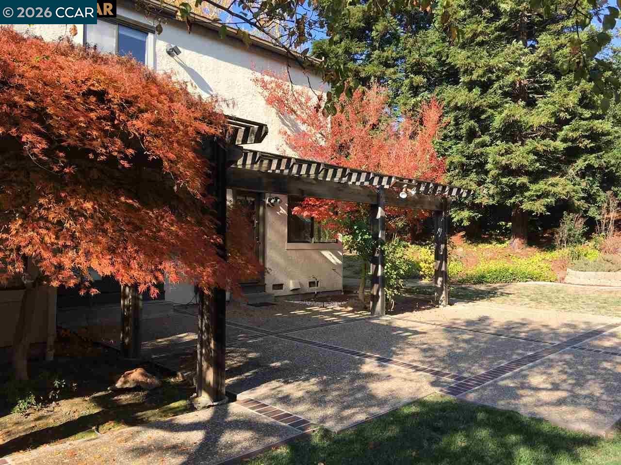 Detail Gallery Image 13 of 15 For 13 Deer Meadow Ct, Danville,  CA 94506 - 4 Beds | 2/1 Baths