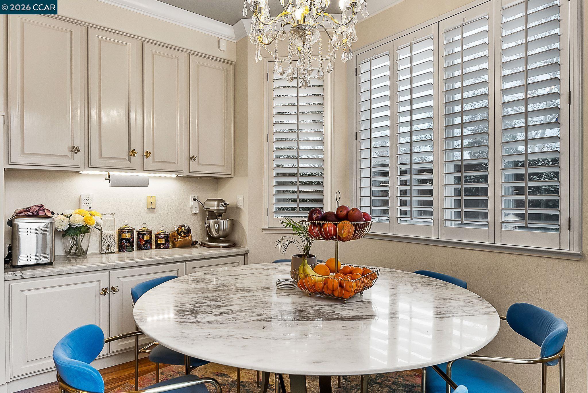 Detail Gallery Image 12 of 44 For 3607 Crystal Tree Ct, Stockton,  CA 95219 - 3 Beds | 2 Baths