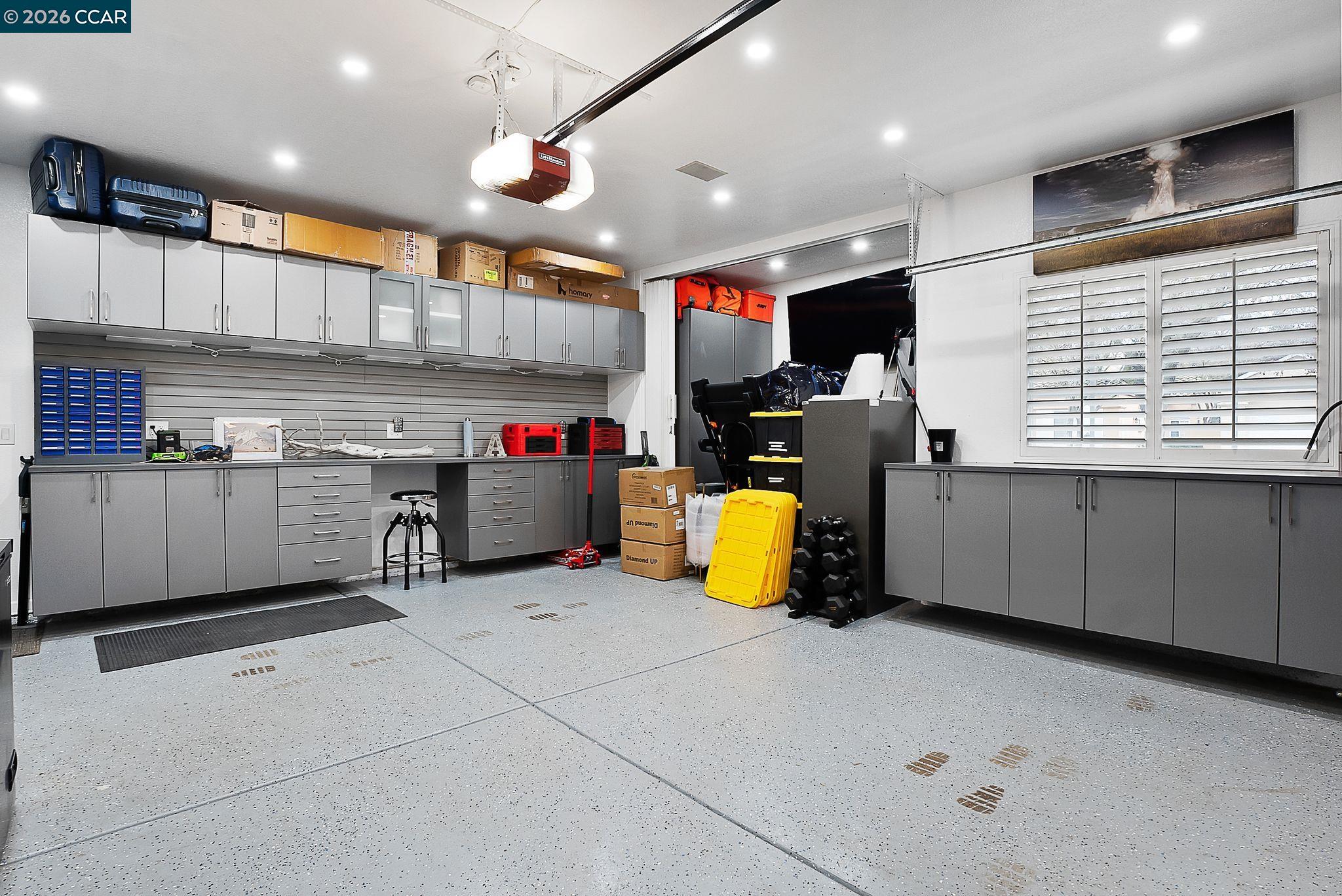 Detail Gallery Image 36 of 44 For 3607 Crystal Tree Ct, Stockton,  CA 95219 - 3 Beds | 2 Baths