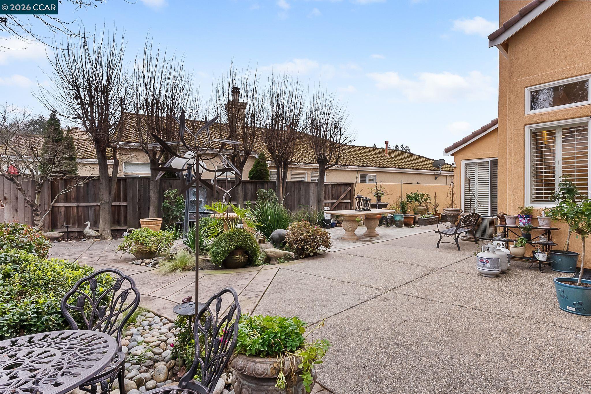 Detail Gallery Image 37 of 44 For 3607 Crystal Tree Ct, Stockton,  CA 95219 - 3 Beds | 2 Baths