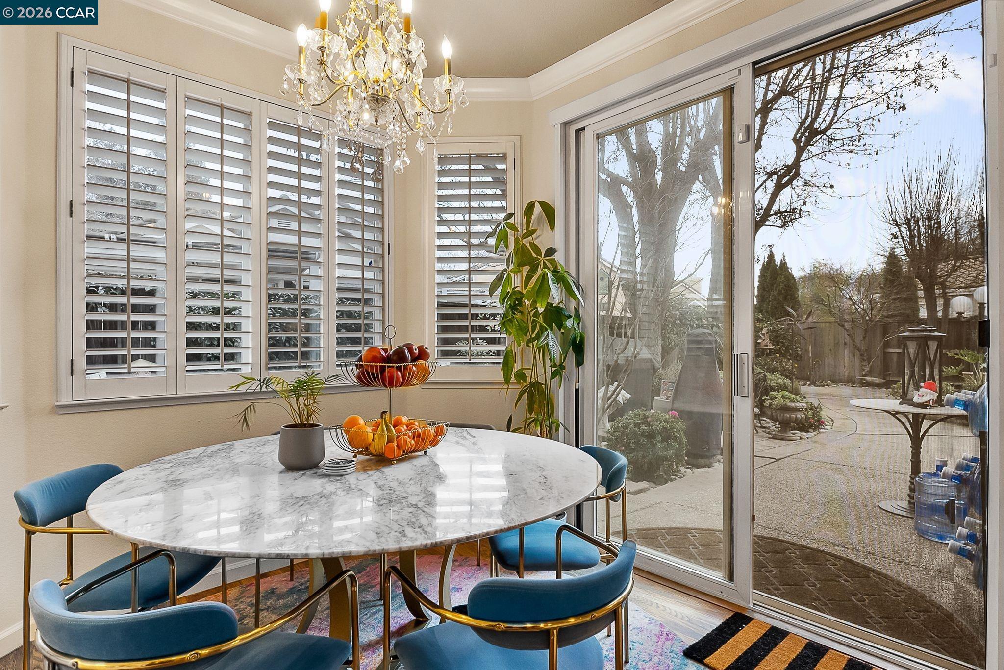 Detail Gallery Image 10 of 44 For 3607 Crystal Tree Ct, Stockton,  CA 95219 - 3 Beds | 2 Baths