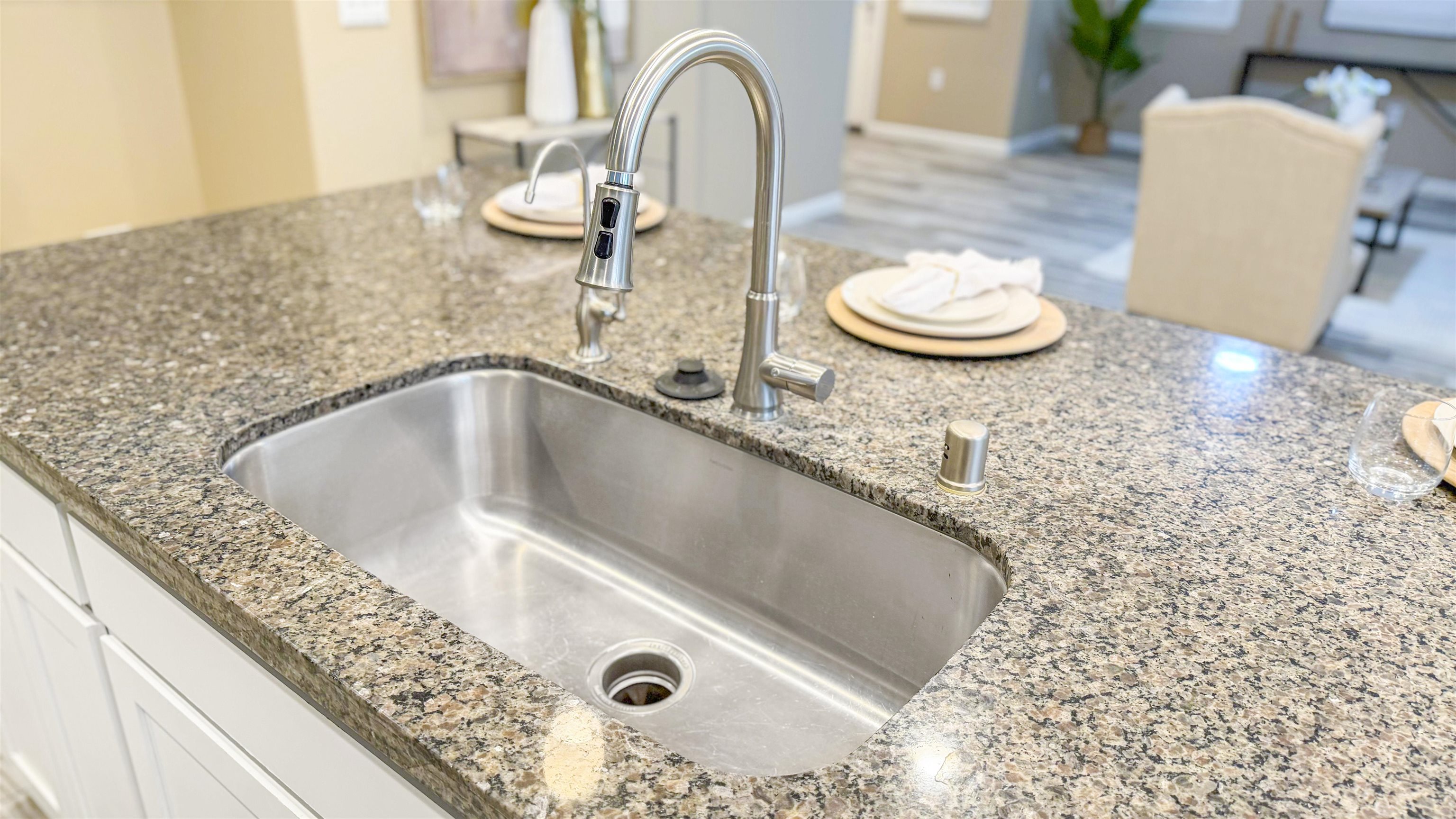 Detail Gallery Image 12 of 37 For 1703 Solano Court, Lathrop,  CA 95330 - 4 Beds | 3 Baths