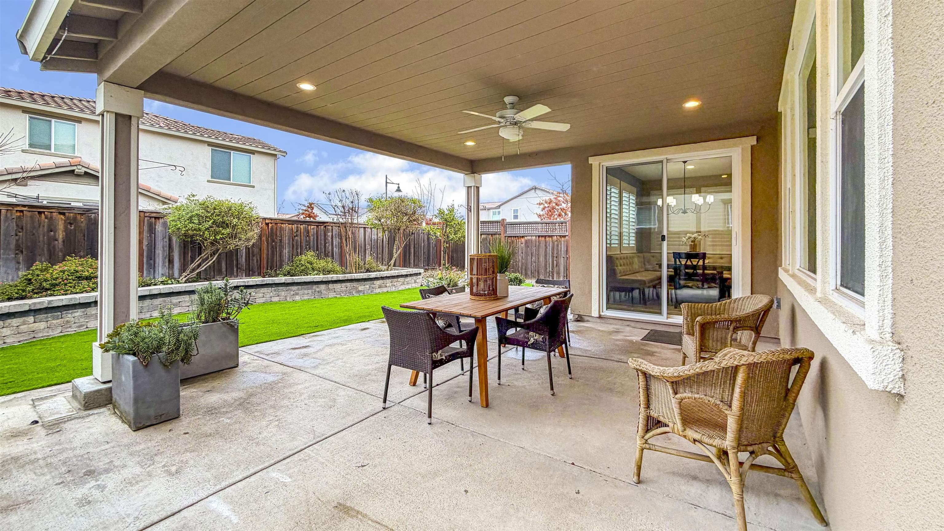 Detail Gallery Image 34 of 37 For 1703 Solano Court, Lathrop,  CA 95330 - 4 Beds | 3 Baths