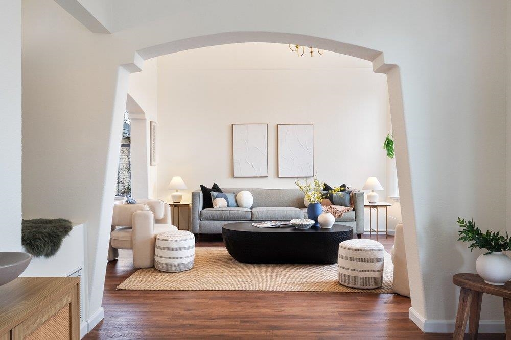 Detail Gallery Image 3 of 38 For 1008 Pacific Ave, Alameda,  CA 94501 - 5 Beds | 4 Baths