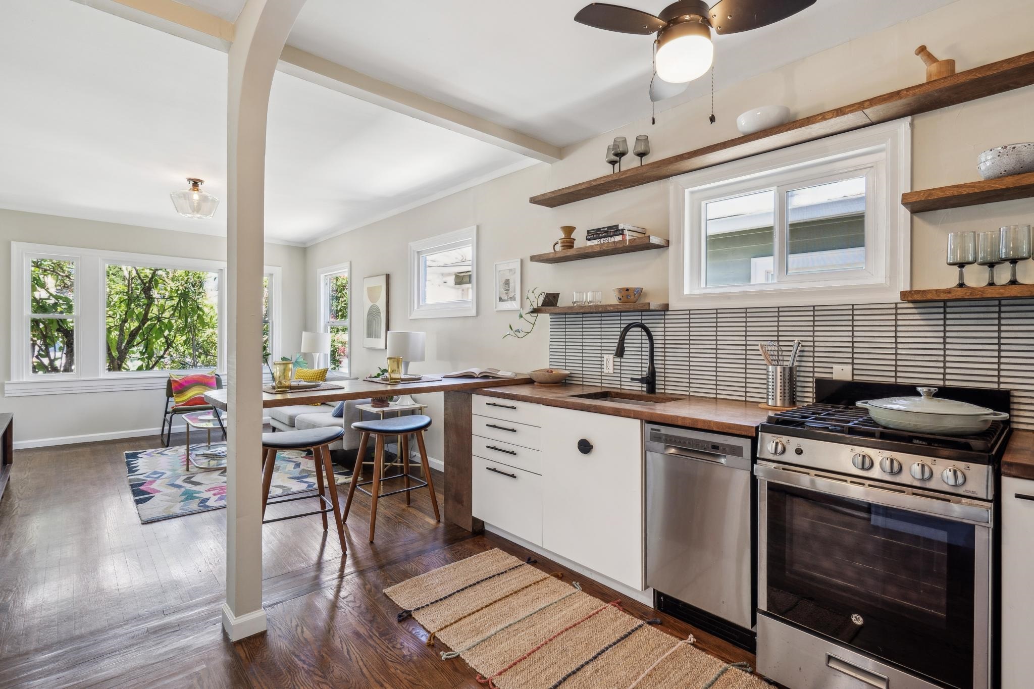 Detail Gallery Image 9 of 29 For 3577 Brookdale Avenue, Oakland,  CA 94619 - – Beds | – Baths