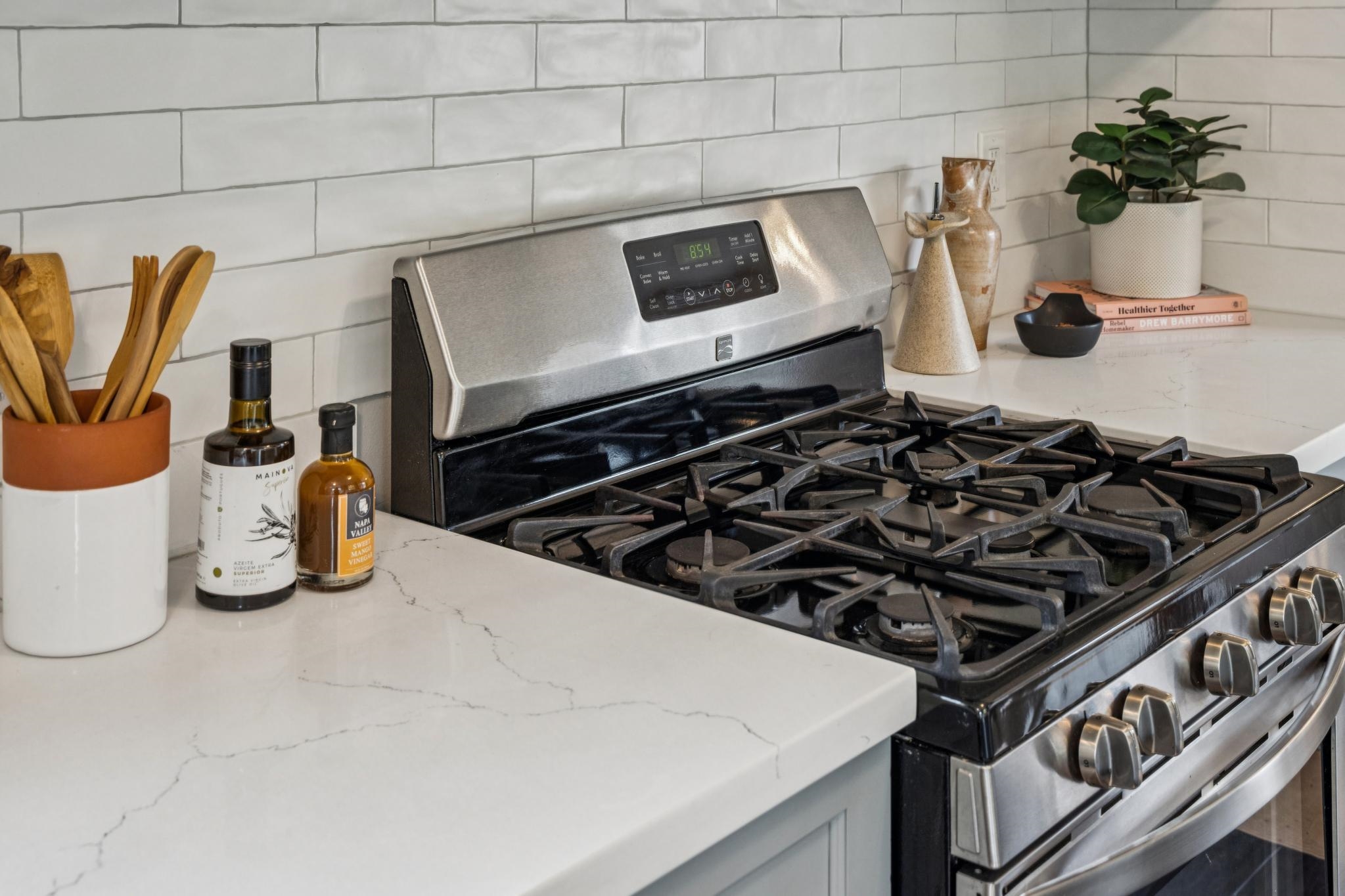 Detail Gallery Image 19 of 50 For 2609 Charleston St, Oakland,  CA 94602 - 2 Beds | 1 Baths