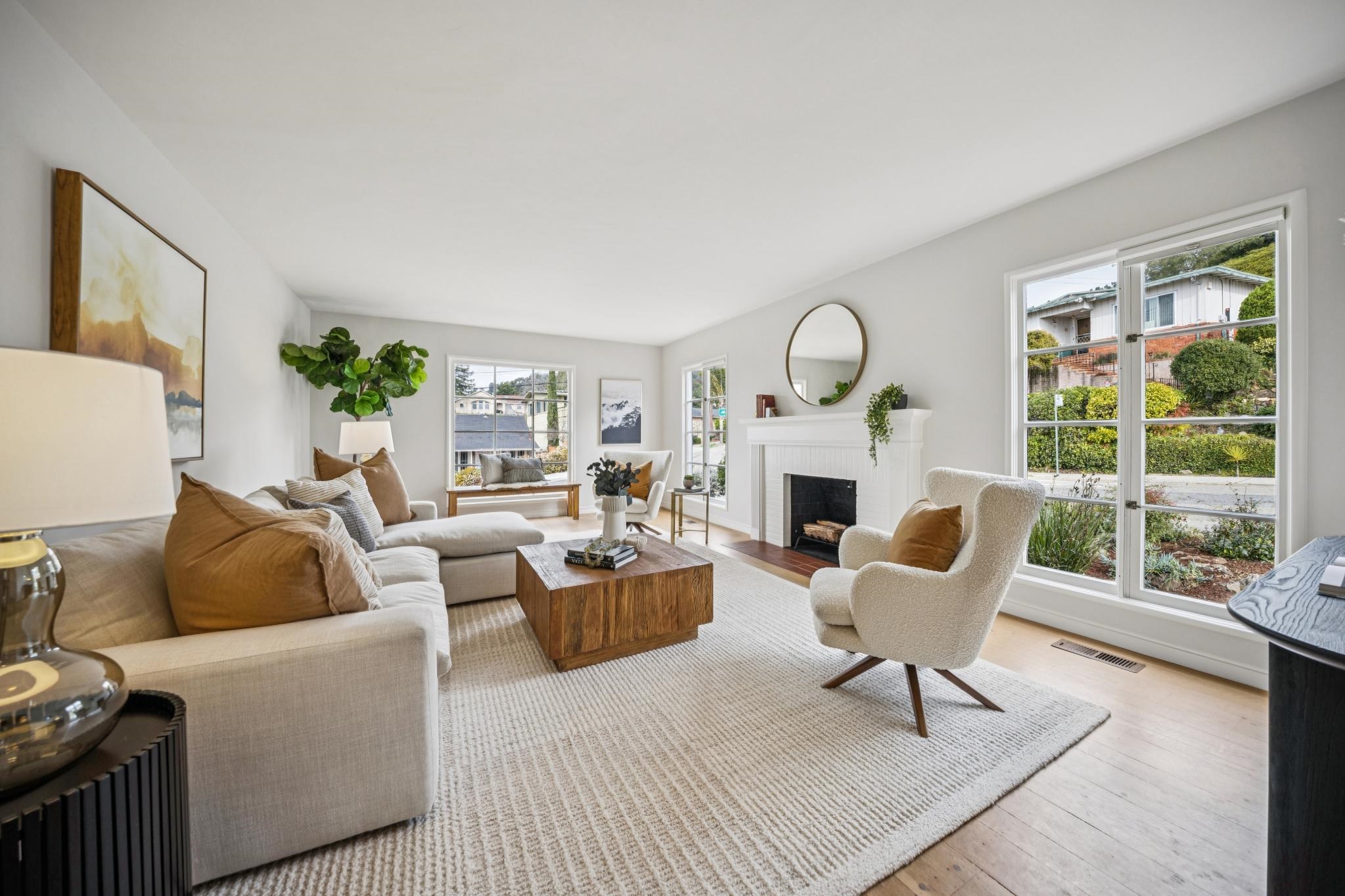 Detail Gallery Image 4 of 50 For 2609 Charleston St, Oakland,  CA 94602 - 2 Beds | 1 Baths