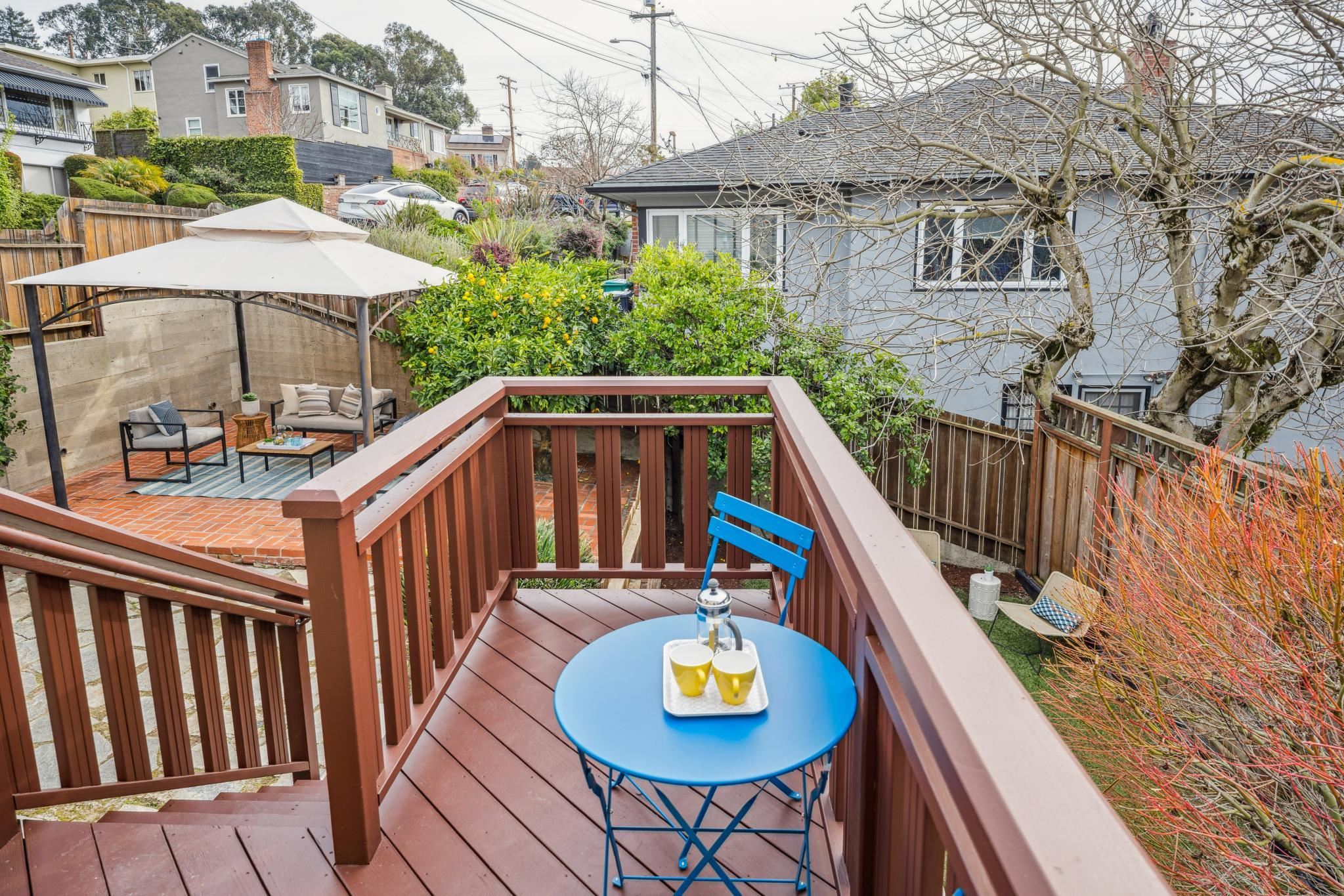Detail Gallery Image 31 of 50 For 2609 Charleston St, Oakland,  CA 94602 - 2 Beds | 1 Baths