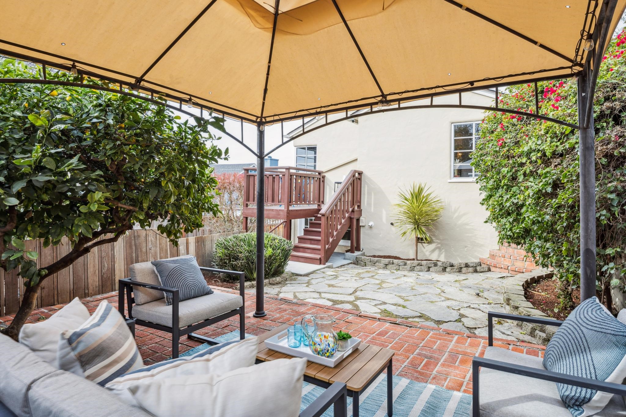 Detail Gallery Image 35 of 50 For 2609 Charleston St, Oakland,  CA 94602 - 2 Beds | 1 Baths