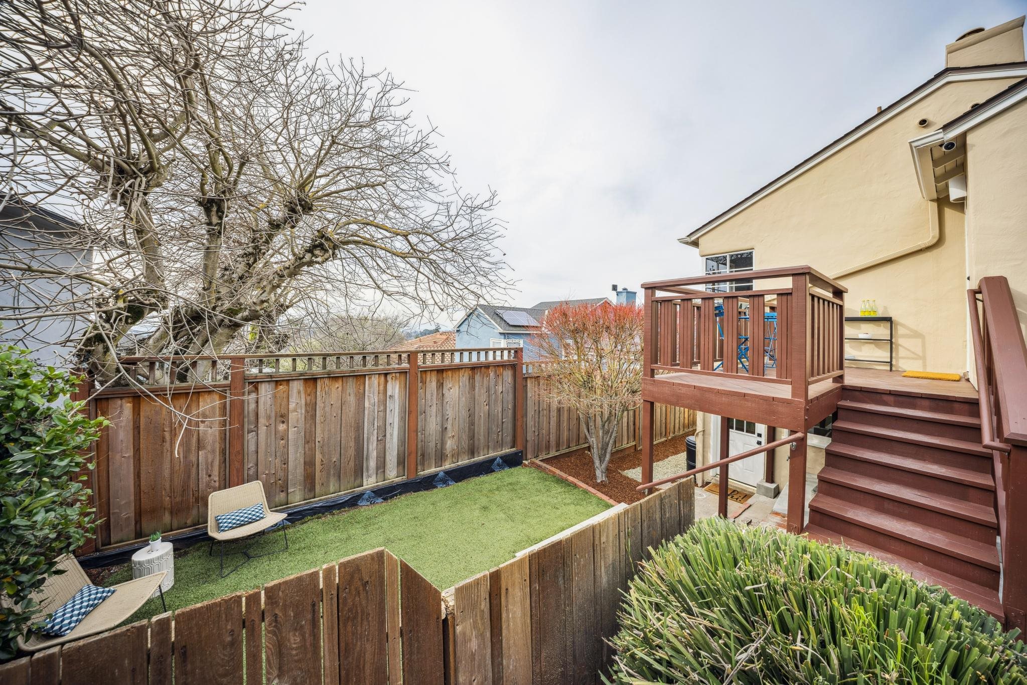 Detail Gallery Image 36 of 50 For 2609 Charleston St, Oakland,  CA 94602 - 2 Beds | 1 Baths