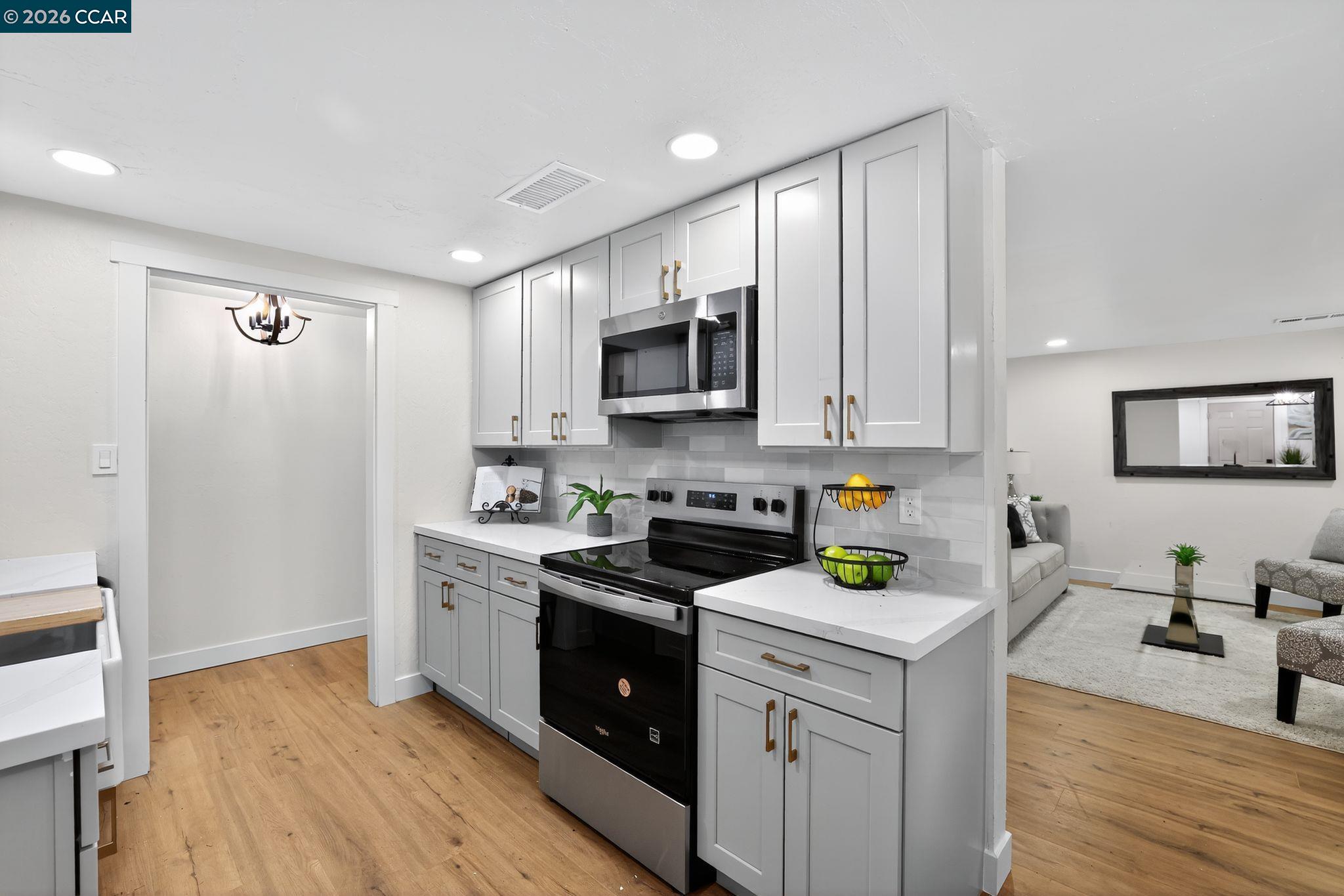 Detail Gallery Image 8 of 25 For 629 S Murdock Ave, Willows,  CA 95988 - 3 Beds | 1 Baths