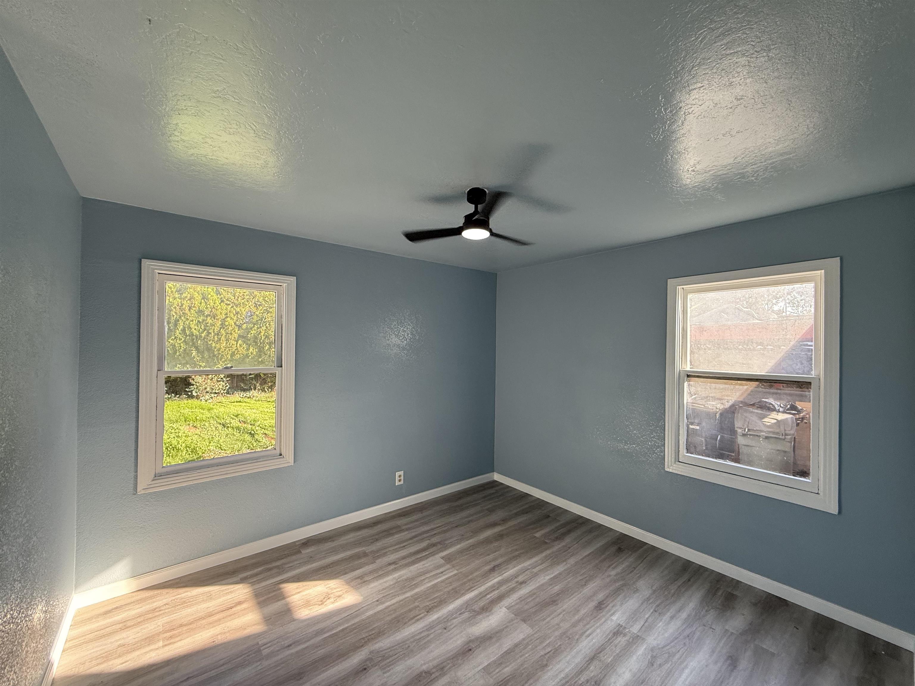 Detail Gallery Image 24 of 39 For 5500 Fruitridge Rd, Sacramento,  CA 95820 - 2 Beds | 1 Baths